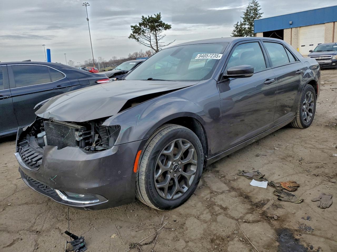 2015 Chrysler 300, S