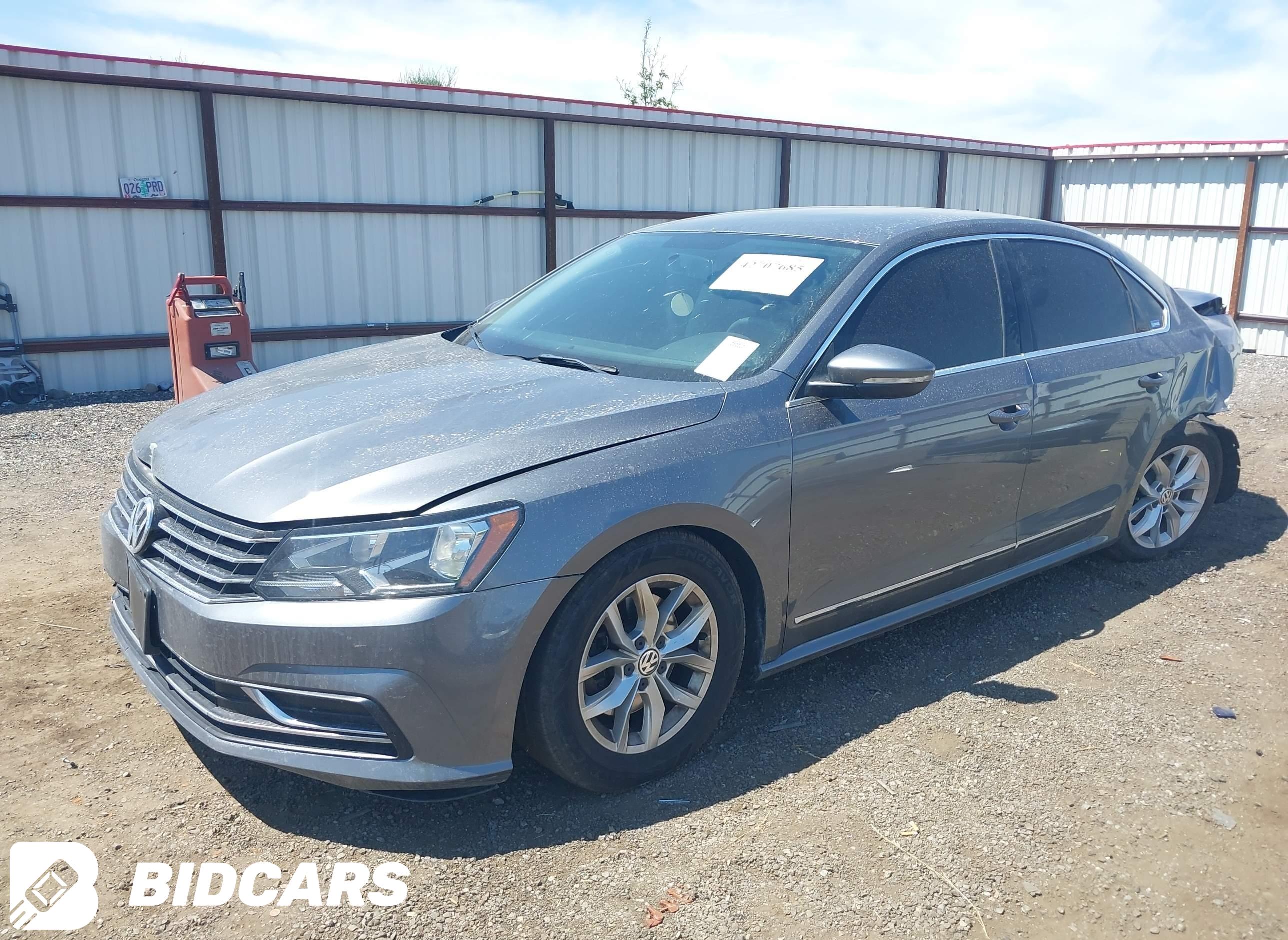 2016 Volkswagen Passat, 1.8T S