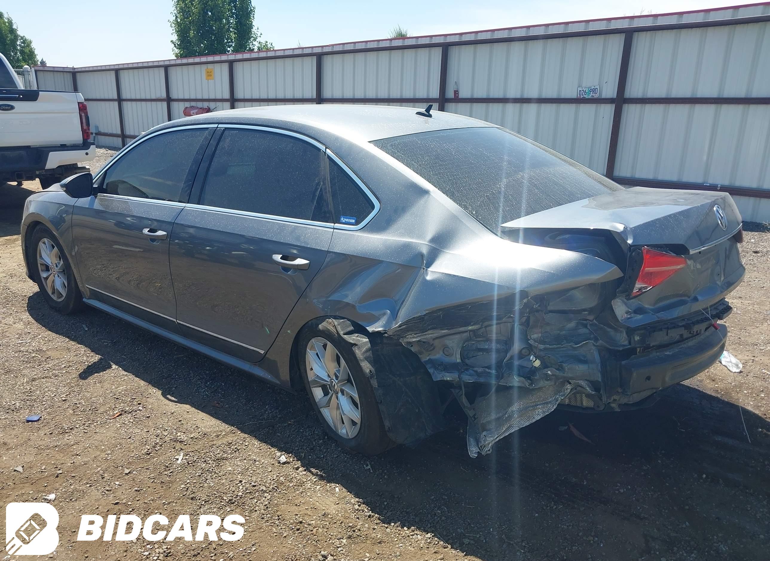 2016 Volkswagen Passat, 1.8T S