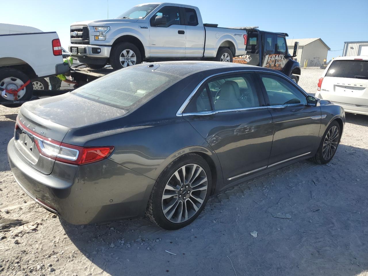 2017 Lincoln Continental, Res...