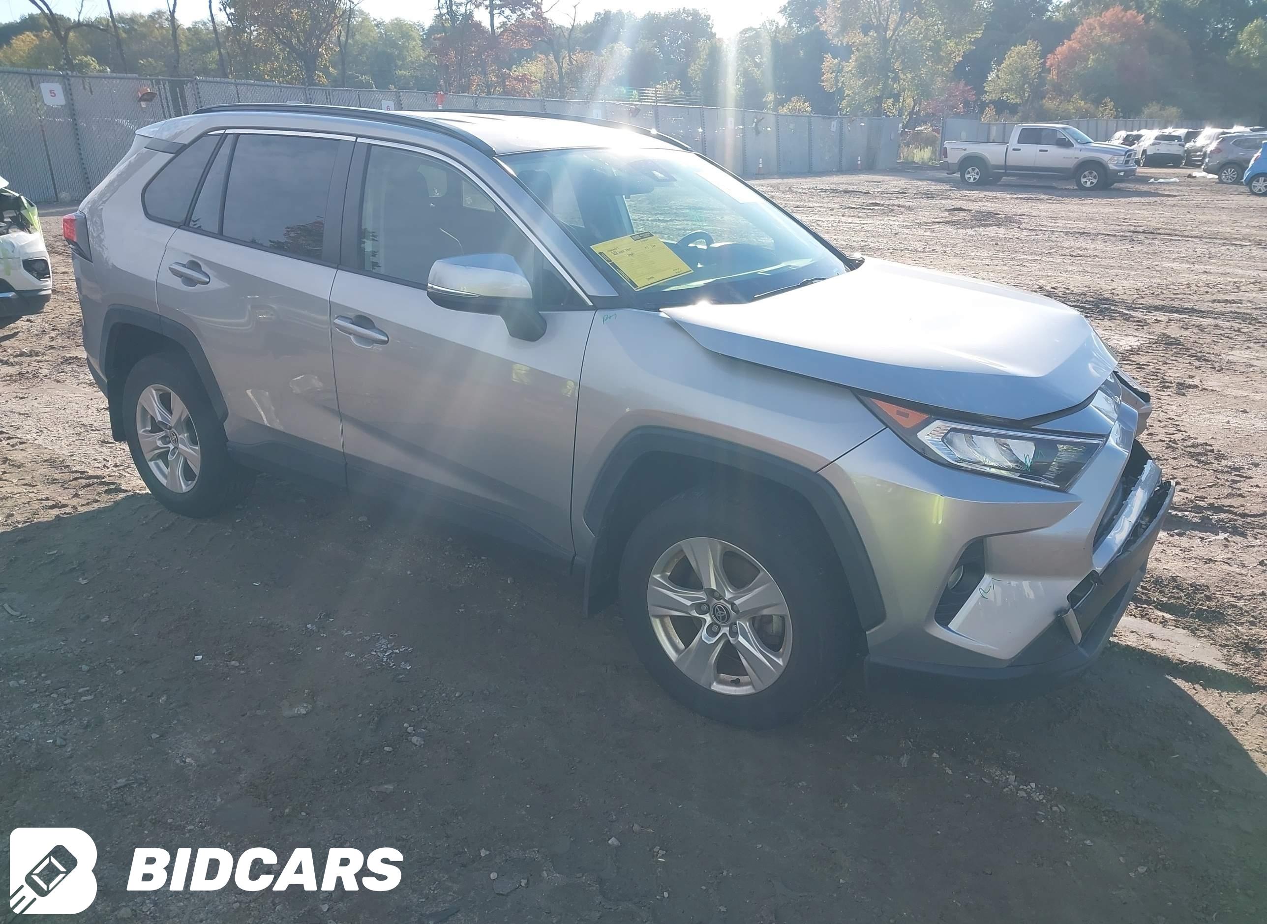 2020 Toyota RAV4, Xle