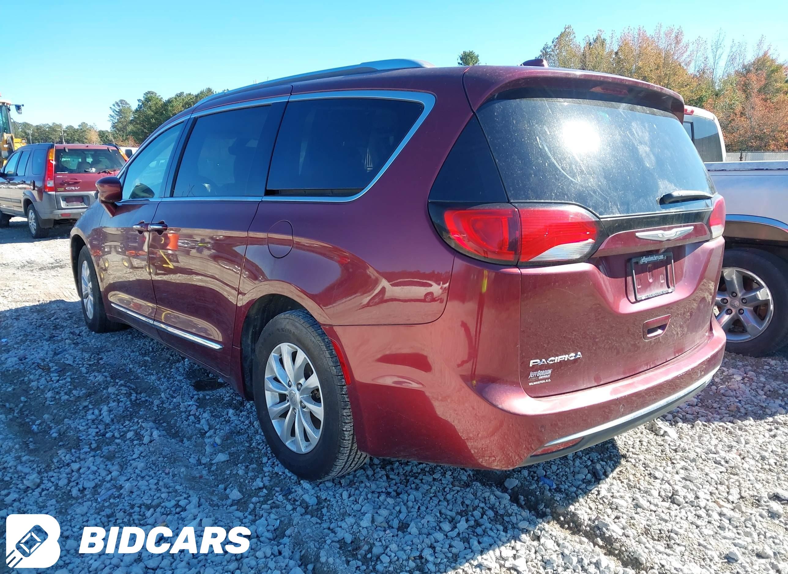 2018 Chrysler Pacifica, Touri...