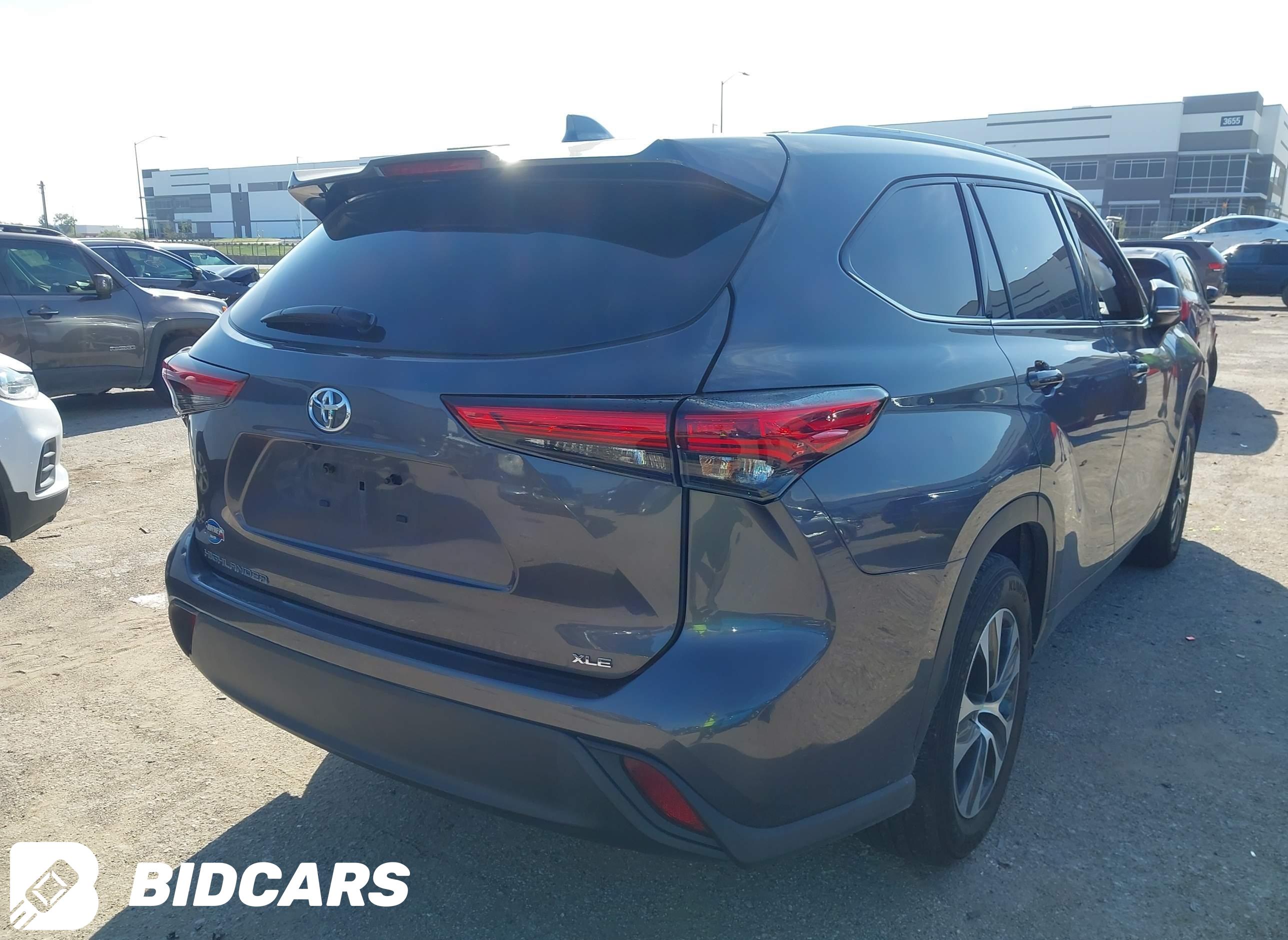 2022 Toyota Highlander, Xle