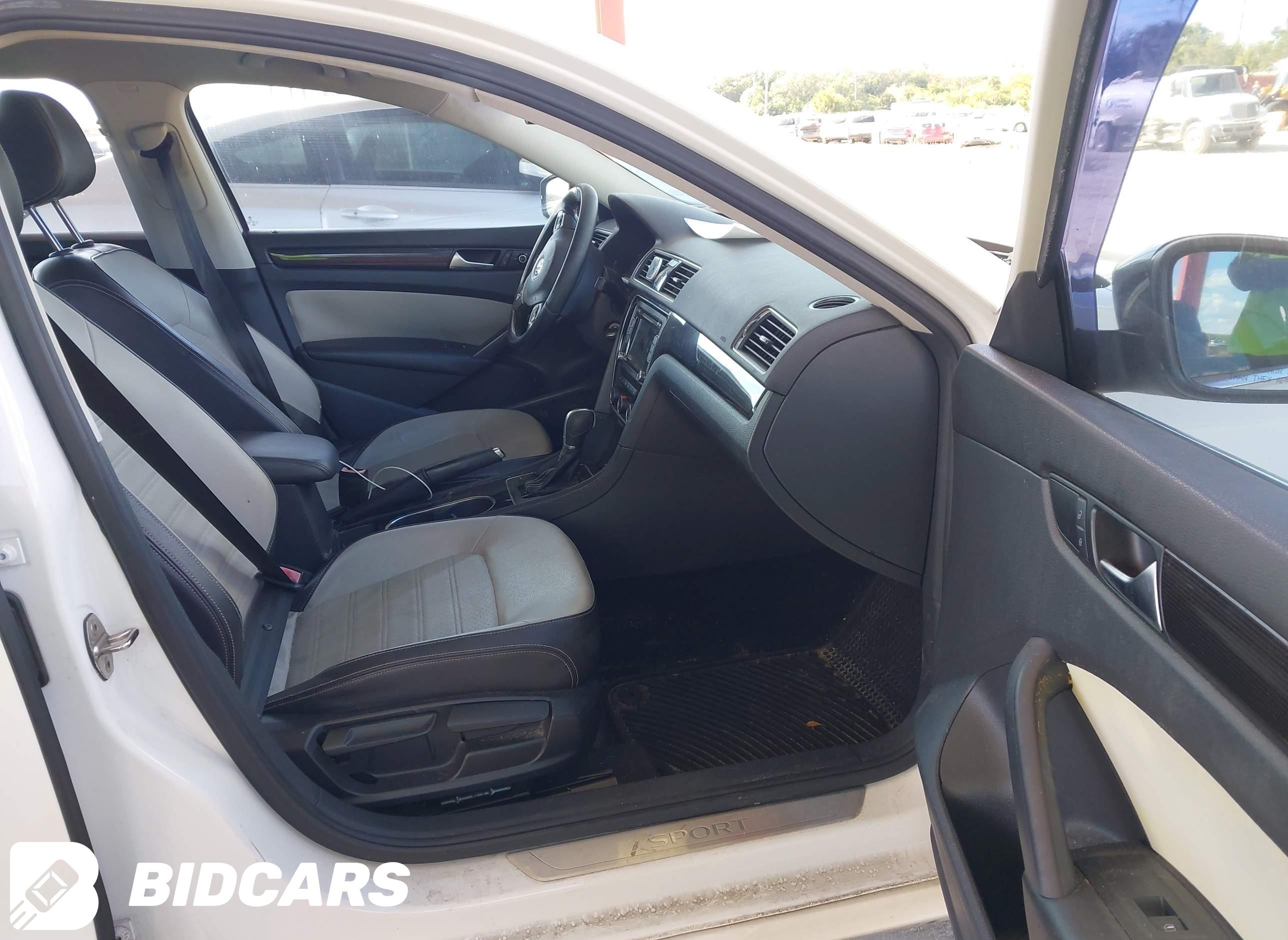 2015 Volkswagen Passat, 1.8T...