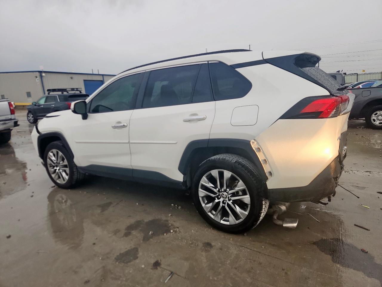 2020 Toyota RAV4, Limited