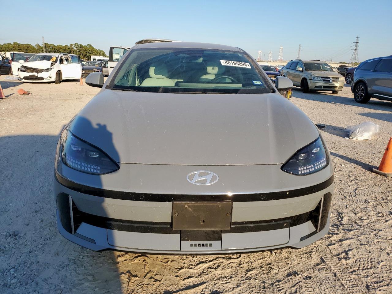 2024 Hyundai Ioniq, Sel