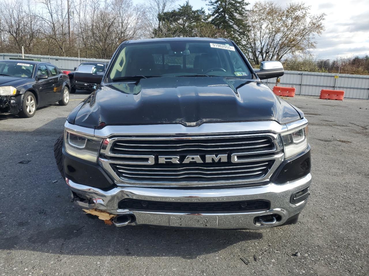 2019 RAM 1500, Laramie