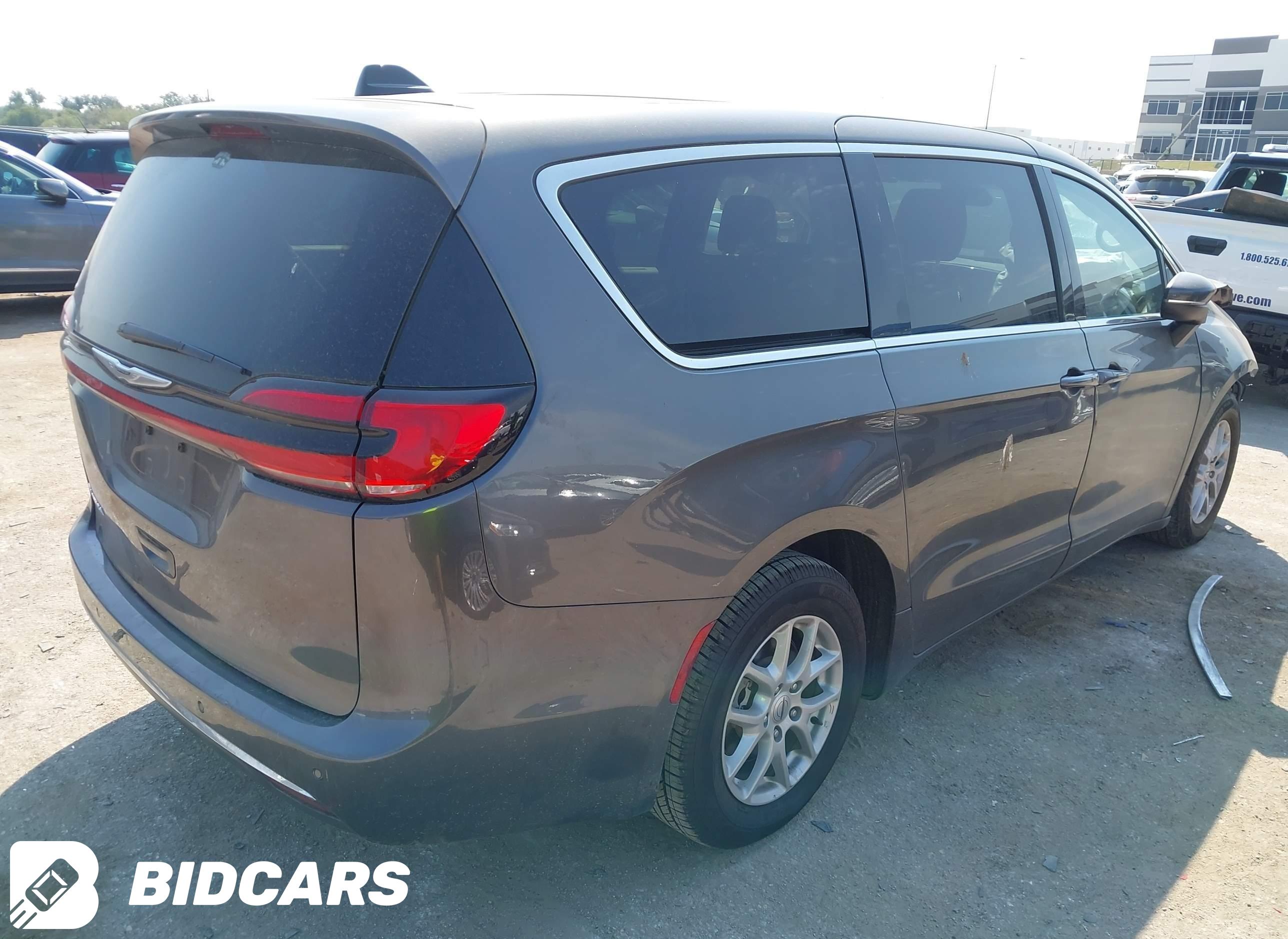 2023 Chrysler Pacifica, Touri...