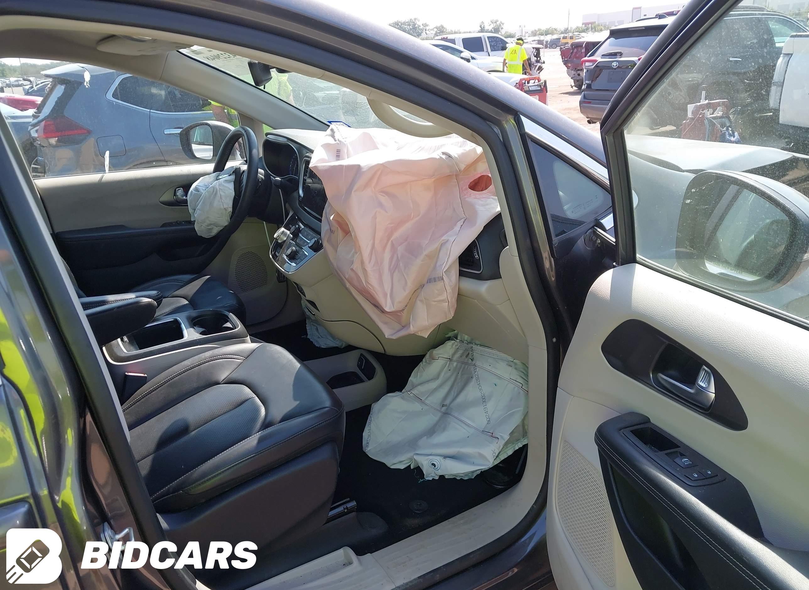 2023 Chrysler Pacifica, Touri...