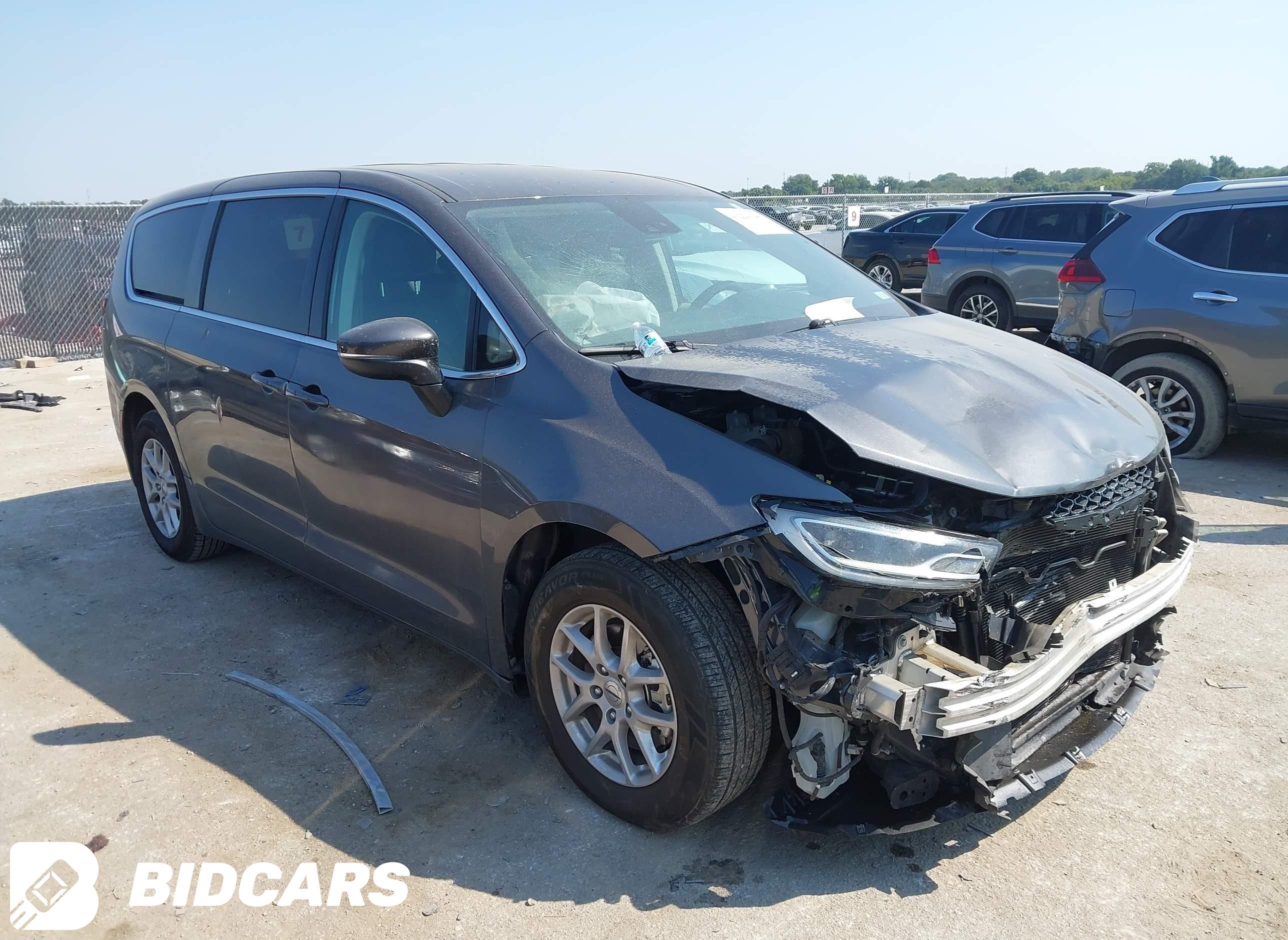 2023 Chrysler Pacifica, Touri...