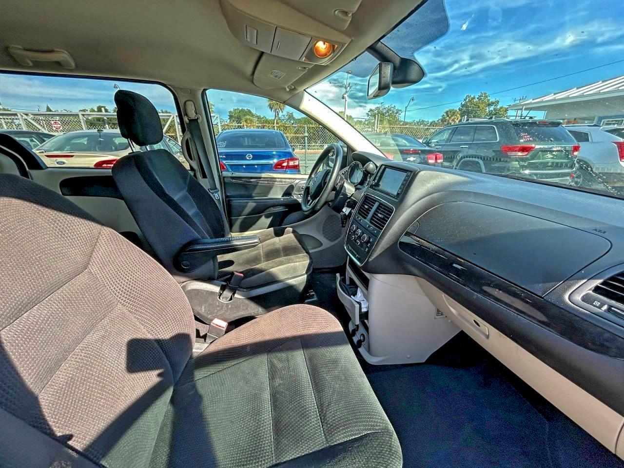 2018 Dodge Grand Caravan, SE