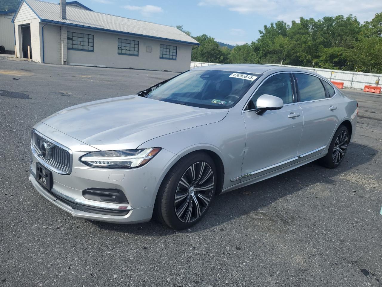 2023 Volvo S90, Plus