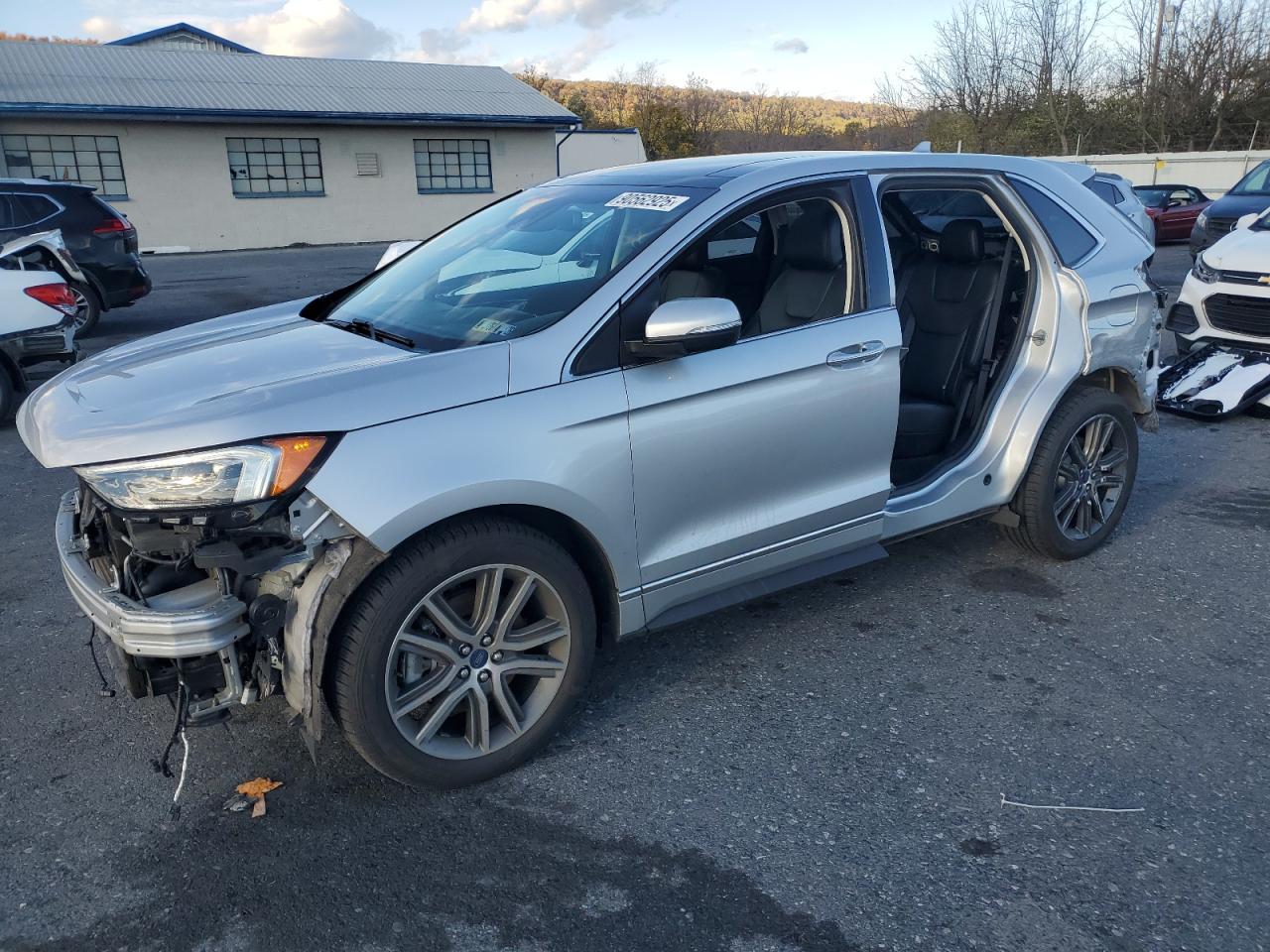 2019 Ford Edge, Titanium