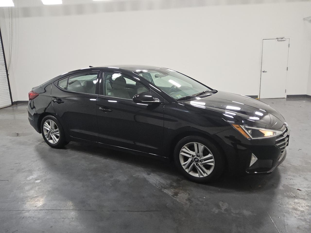 2020 Hyundai Elantra, Sel