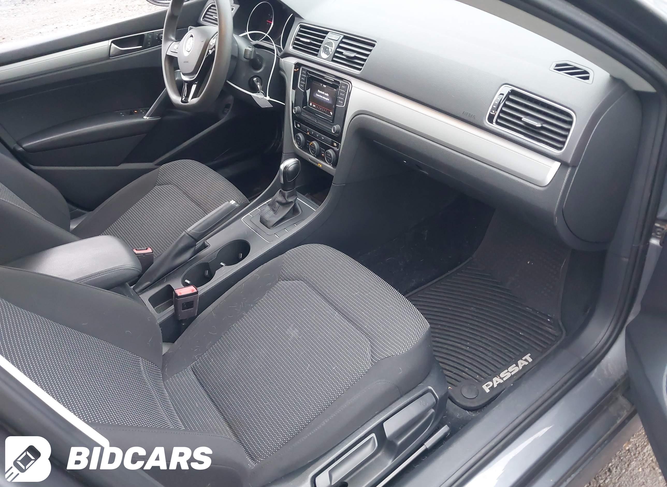 2017 Volkswagen Passat, 1.8T S