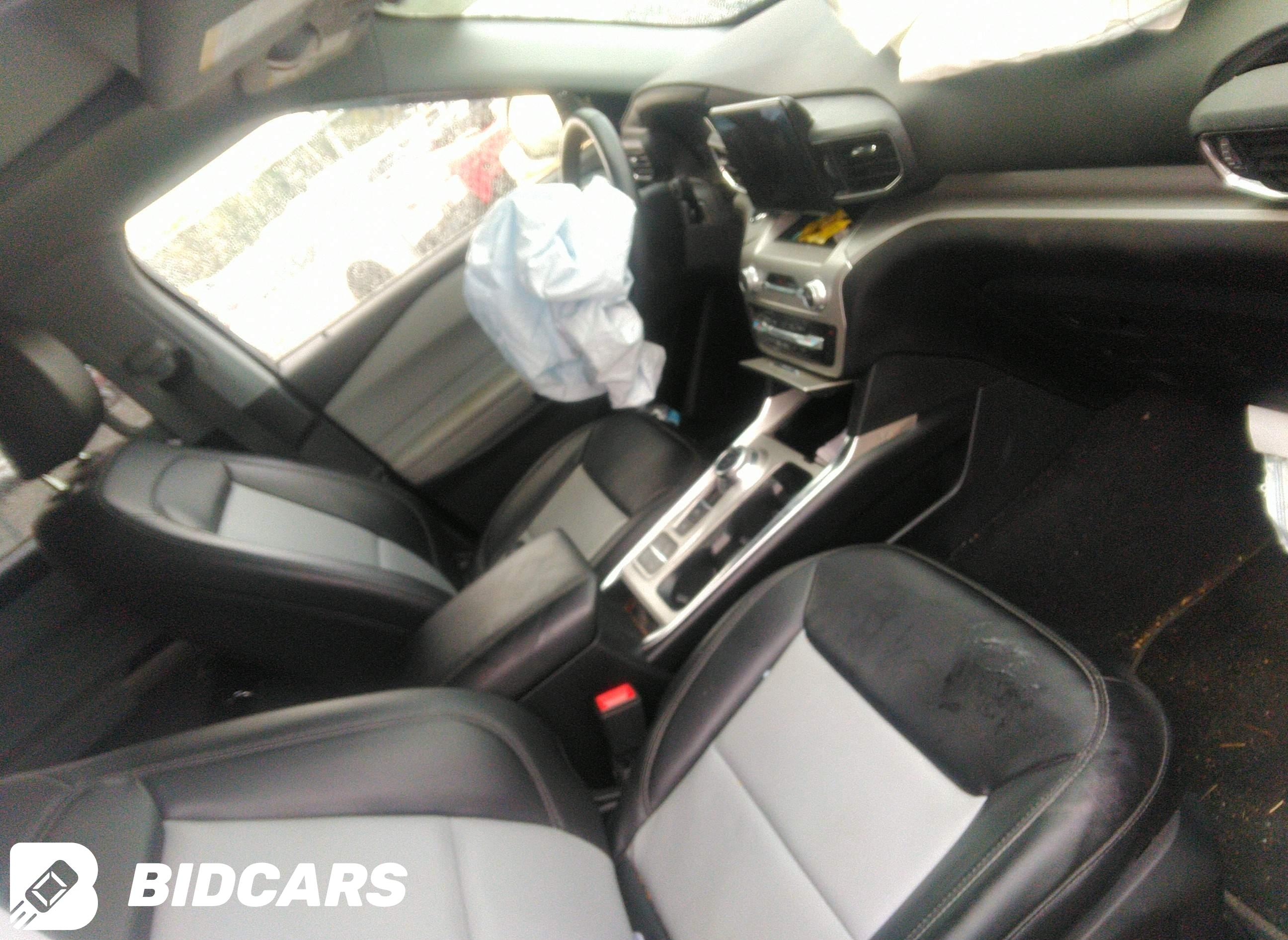 2022 Ford Explorer, Xlt