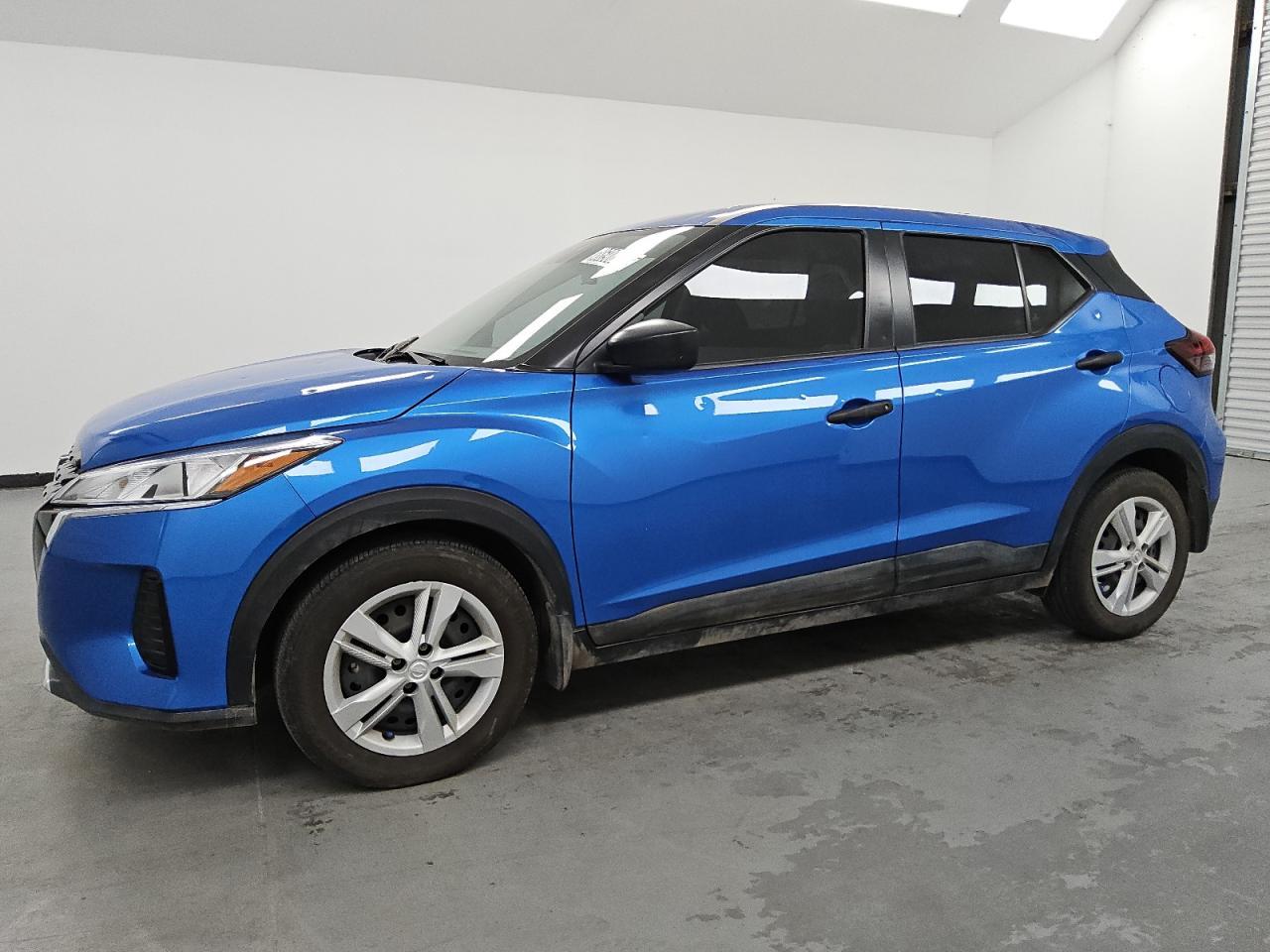 2024 Nissan Kicks, S