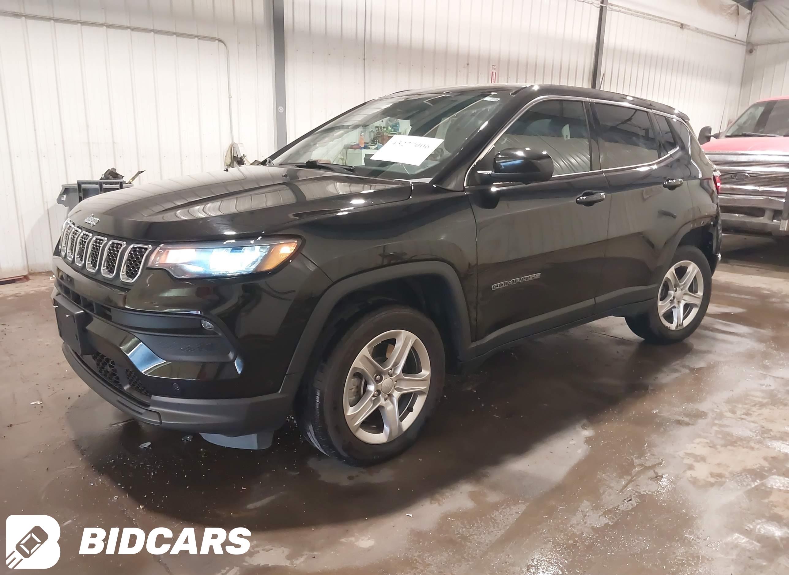 2023 Jeep Compass, Latitude 4X4