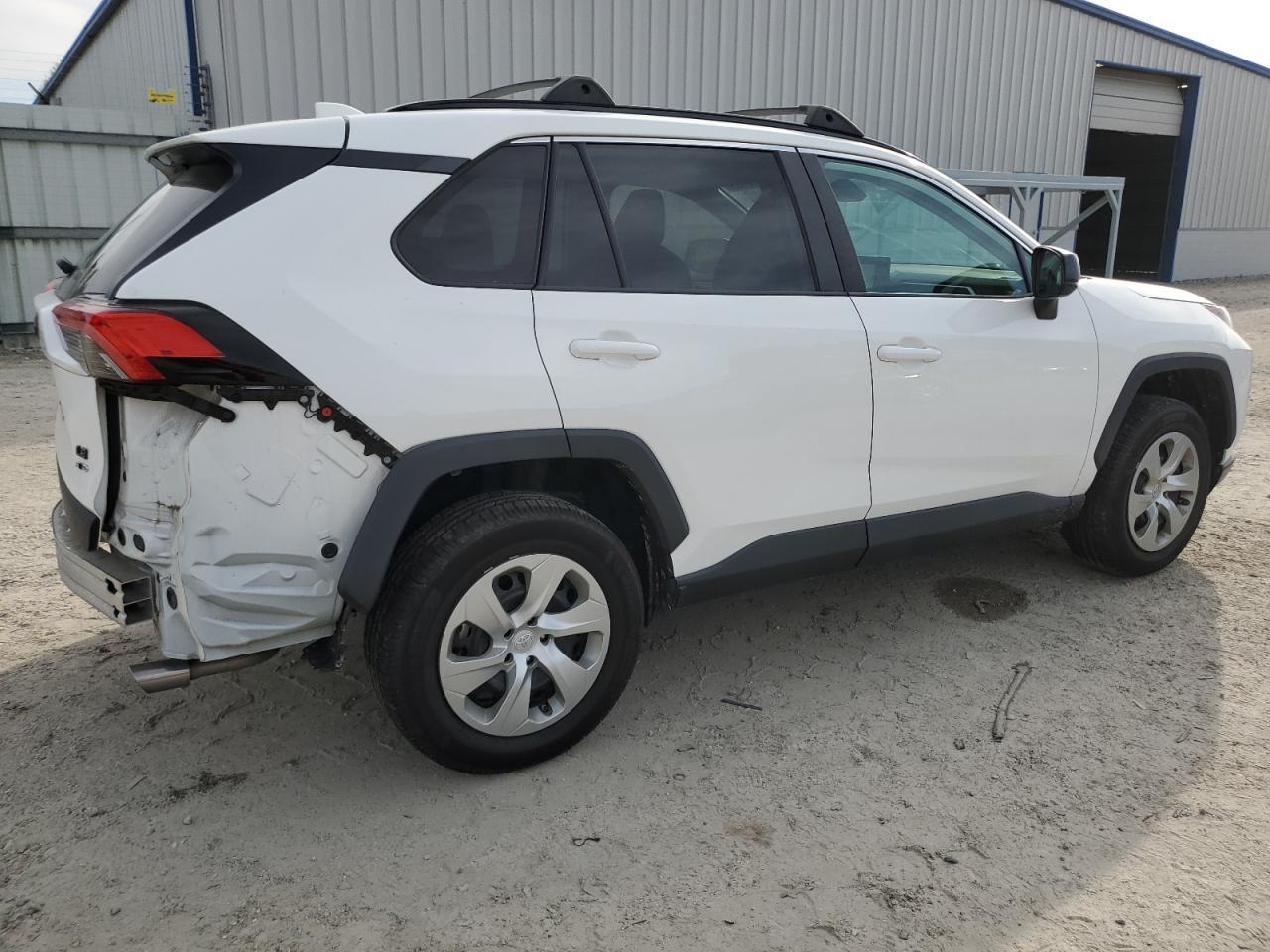 2021 Toyota RAV4, LE