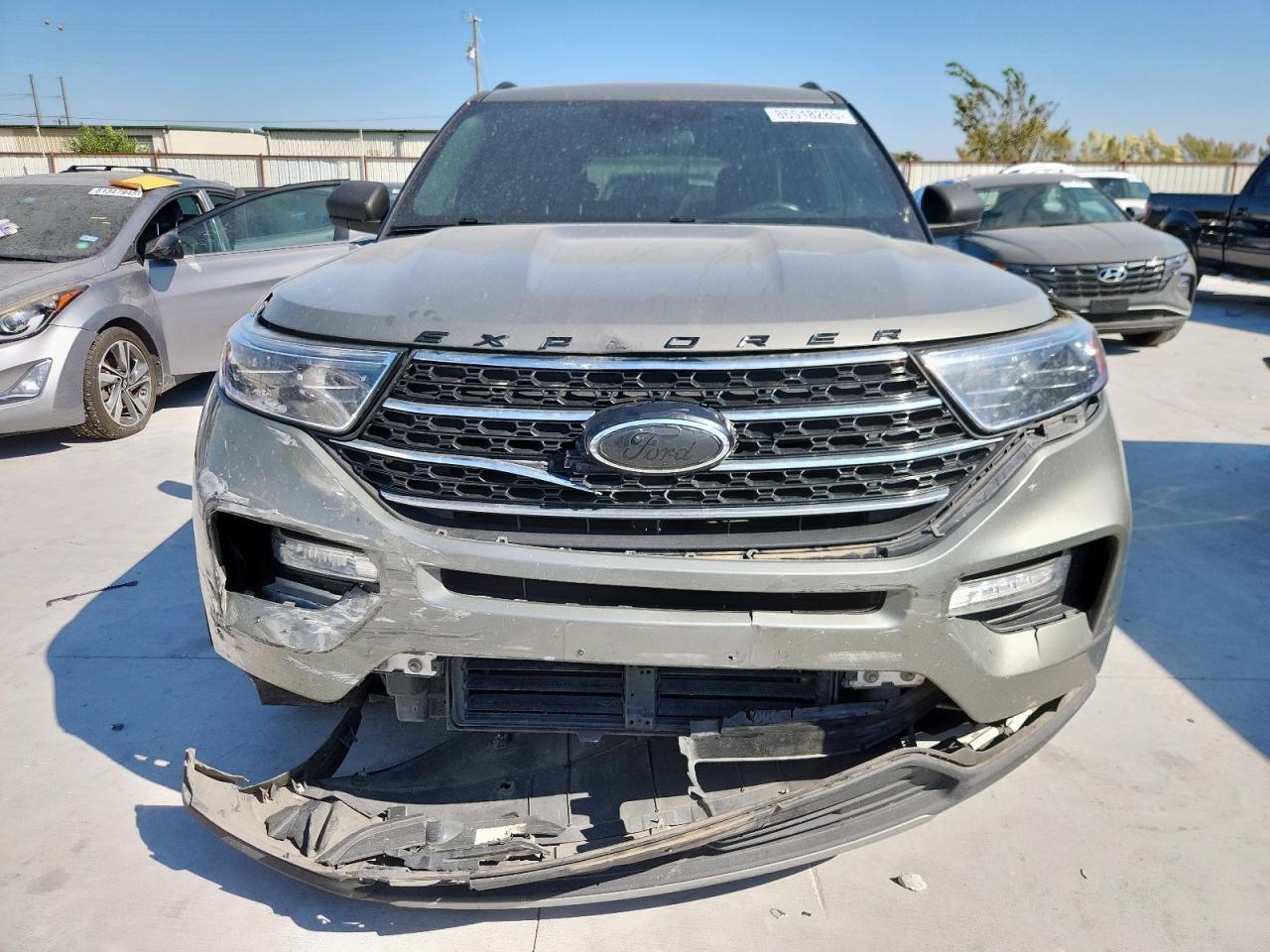 2020 Ford Explorer, Xlt