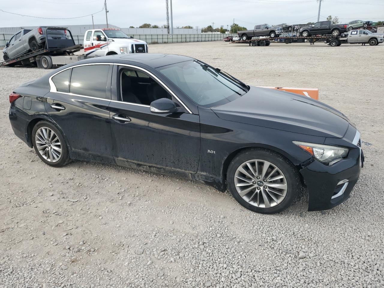 2018 Infiniti Q50, Luxe