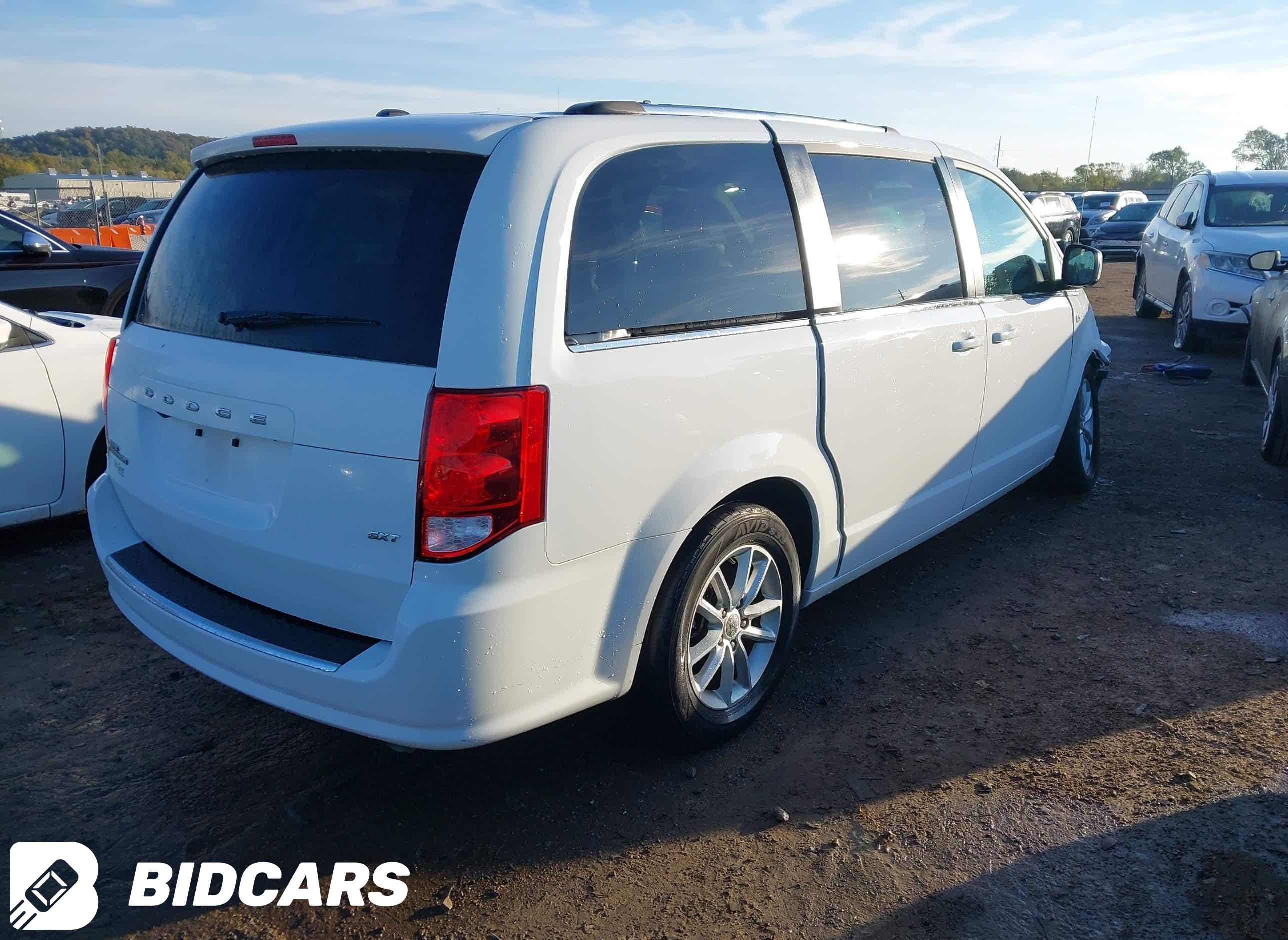 2019 Dodge Grand Caravan, Sxt...