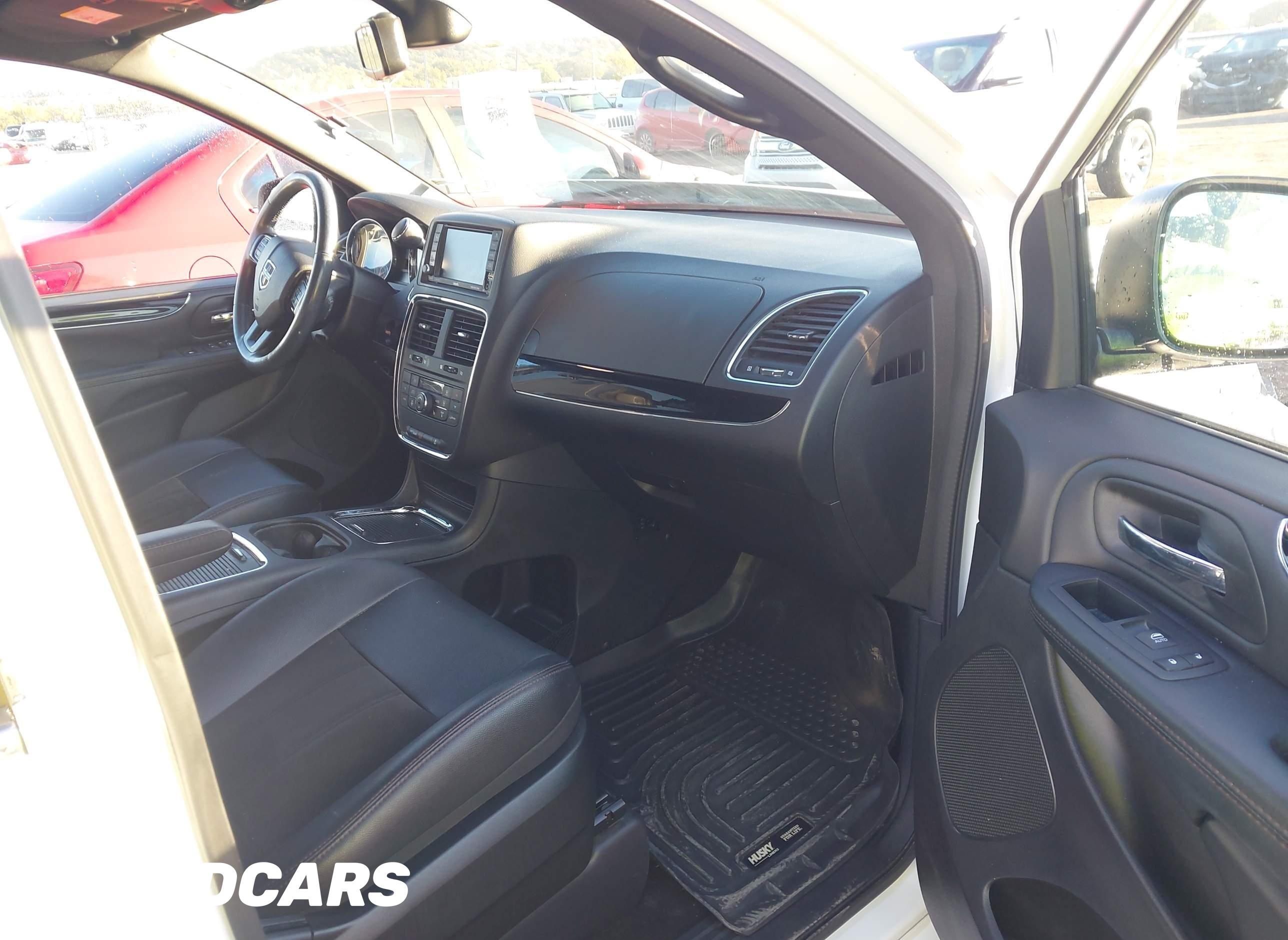 2019 Dodge Grand Caravan, Sxt...