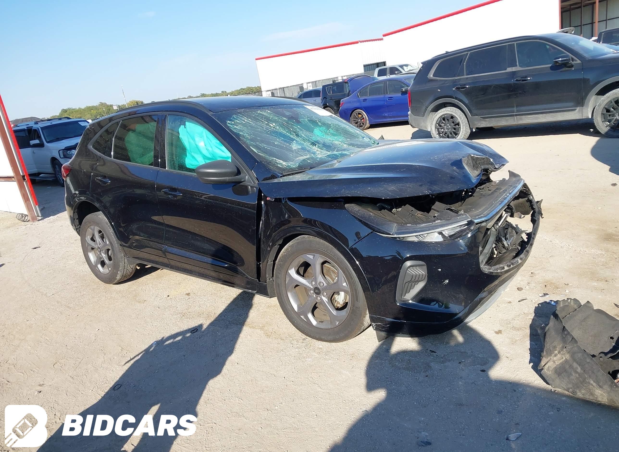 2023 Ford Escape, St-Line