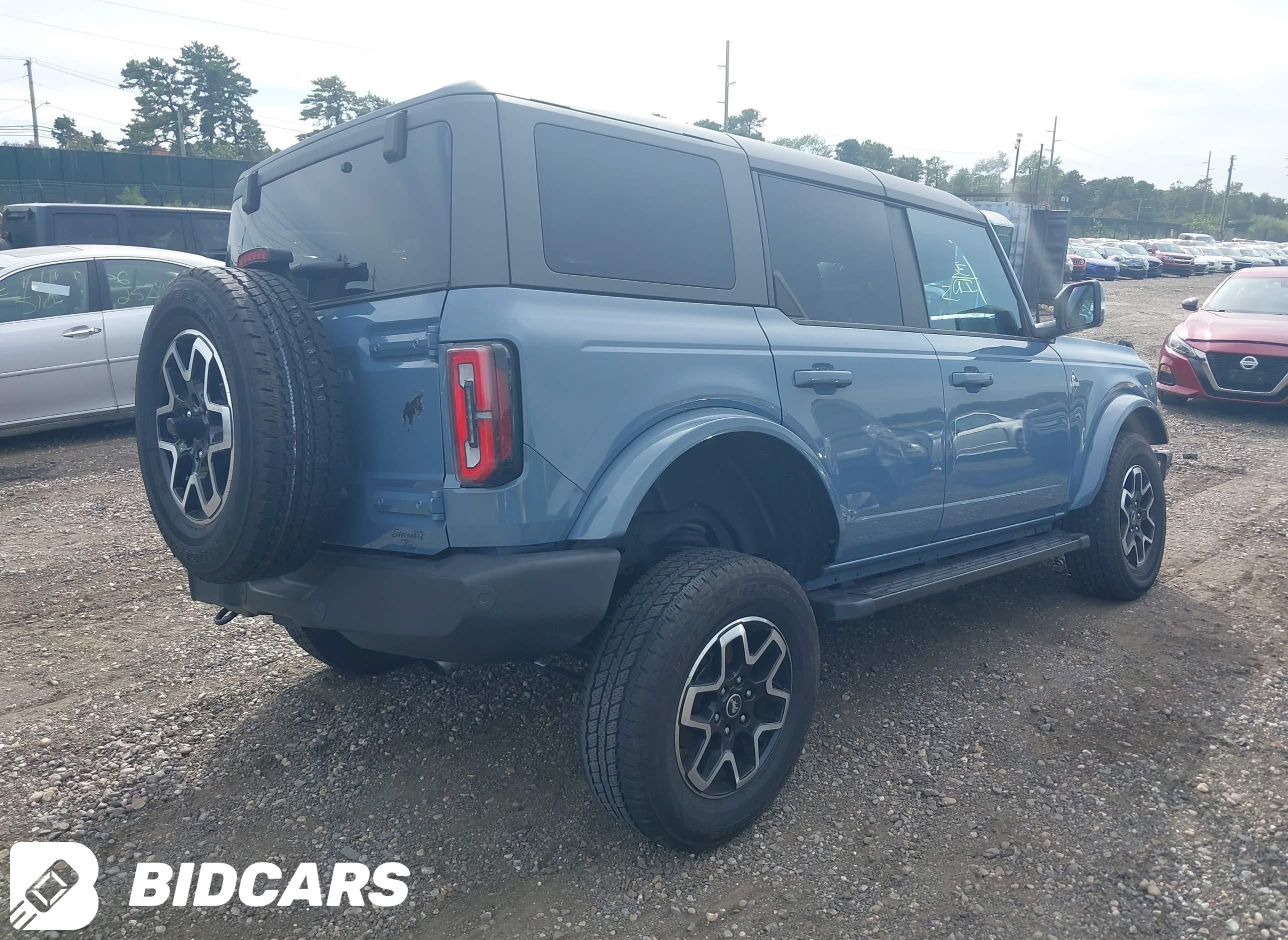 2024 Ford Bronco, Outer Banks