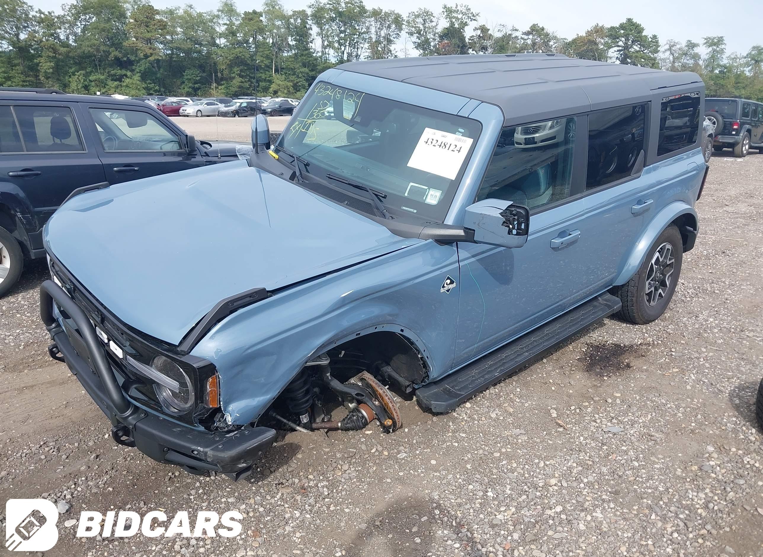 2024 Ford Bronco, Outer Banks
