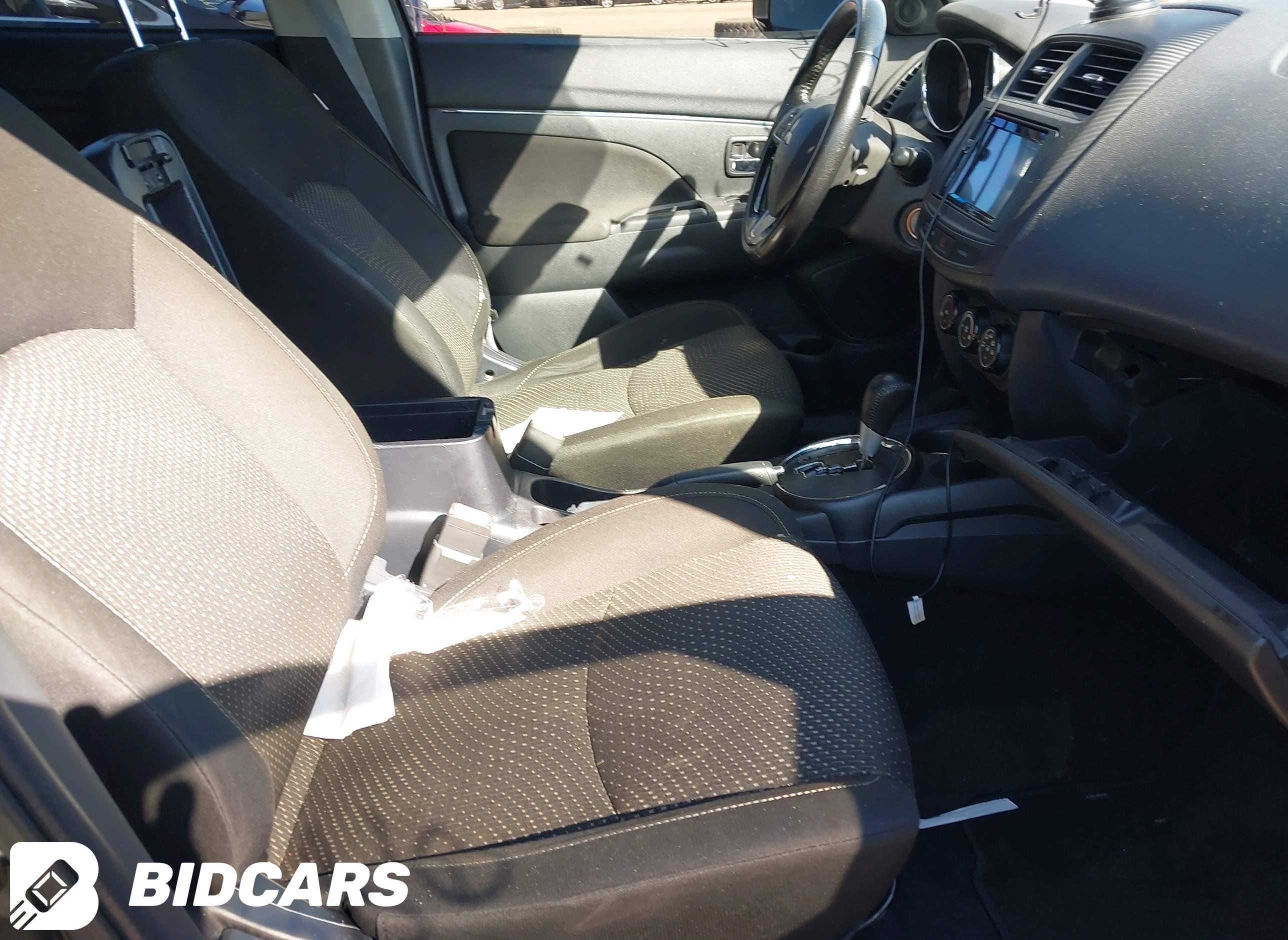 2016 Mitsubishi Outlander, Sp...