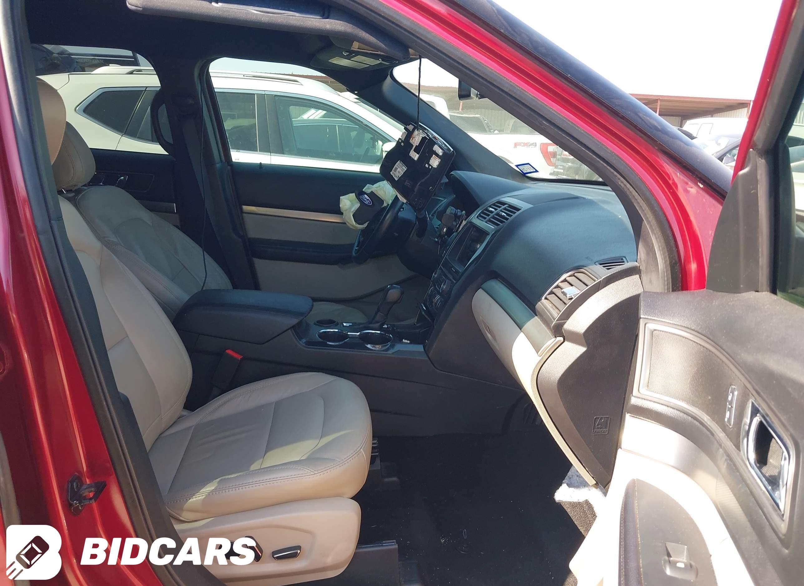 2018 Ford Explorer, Xlt