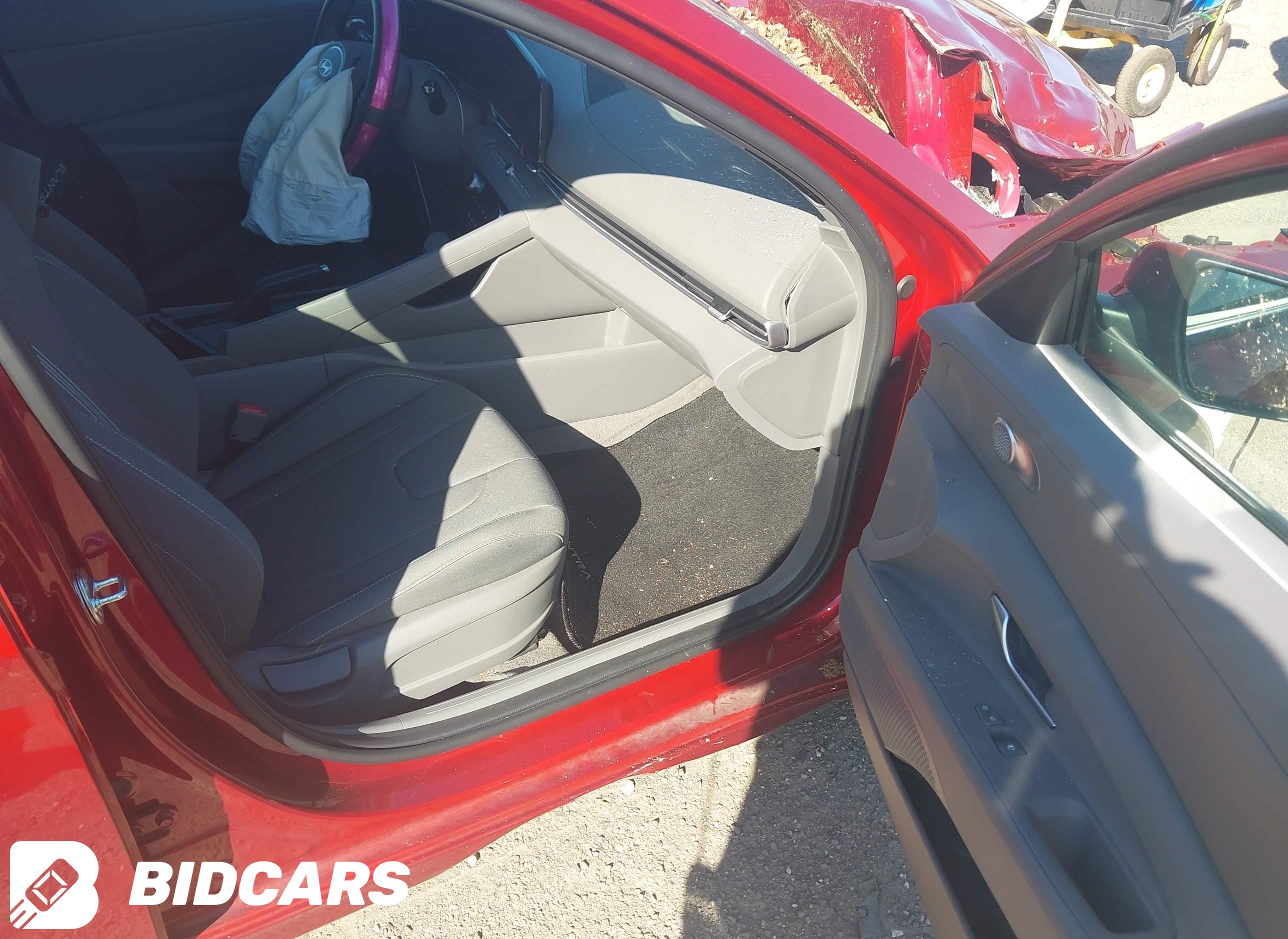 2024 Hyundai Elantra, Sel