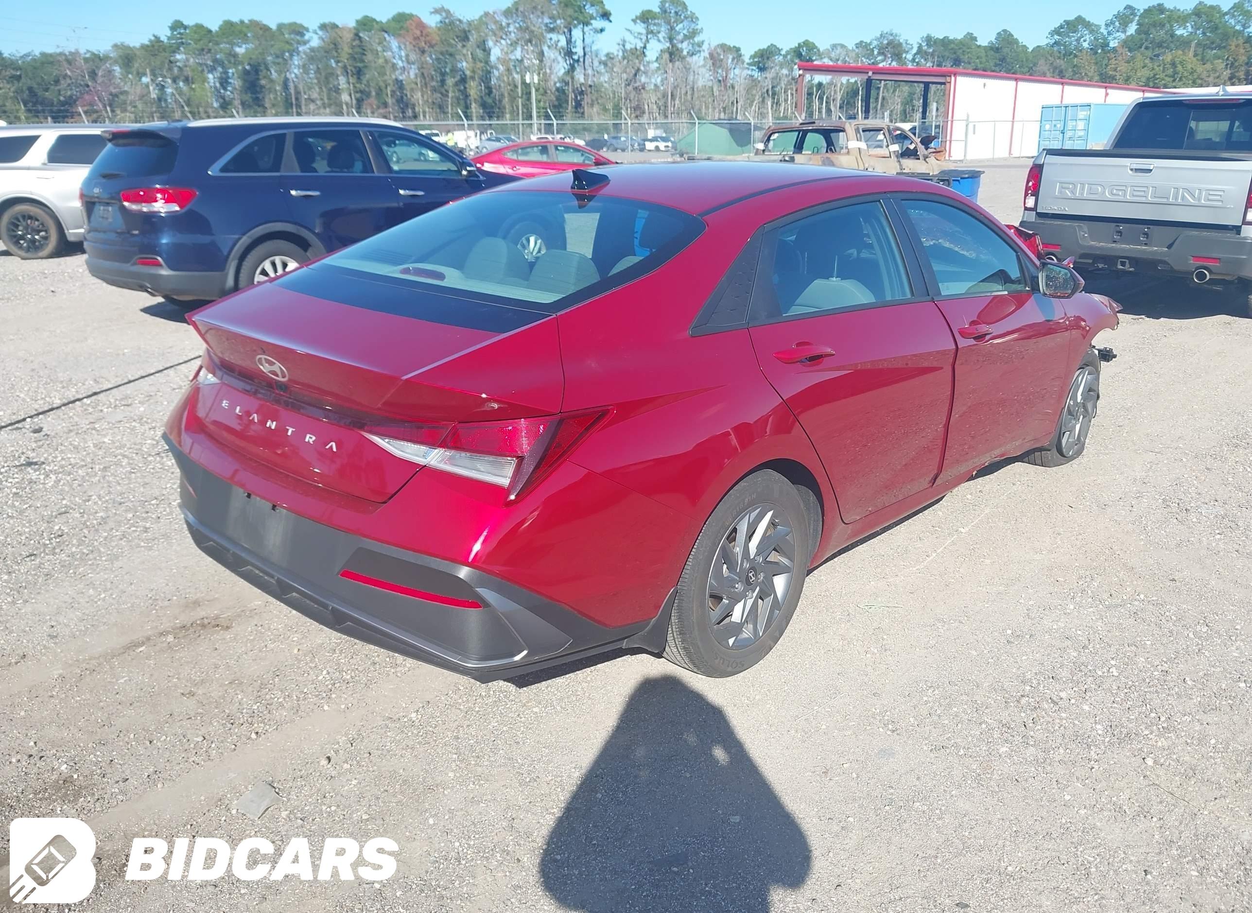 2024 Hyundai Elantra, Sel