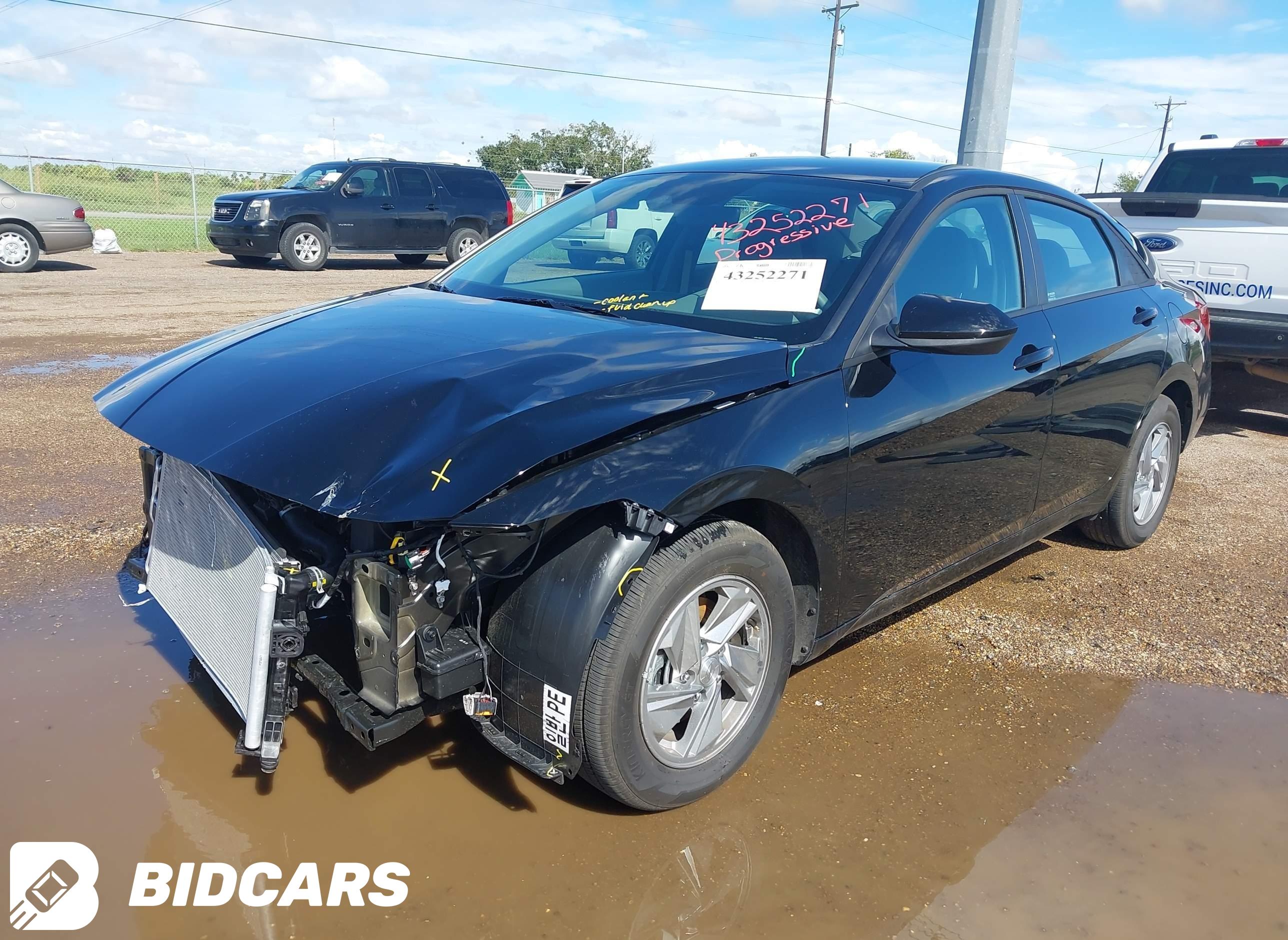 2025 Hyundai Elantra, SE