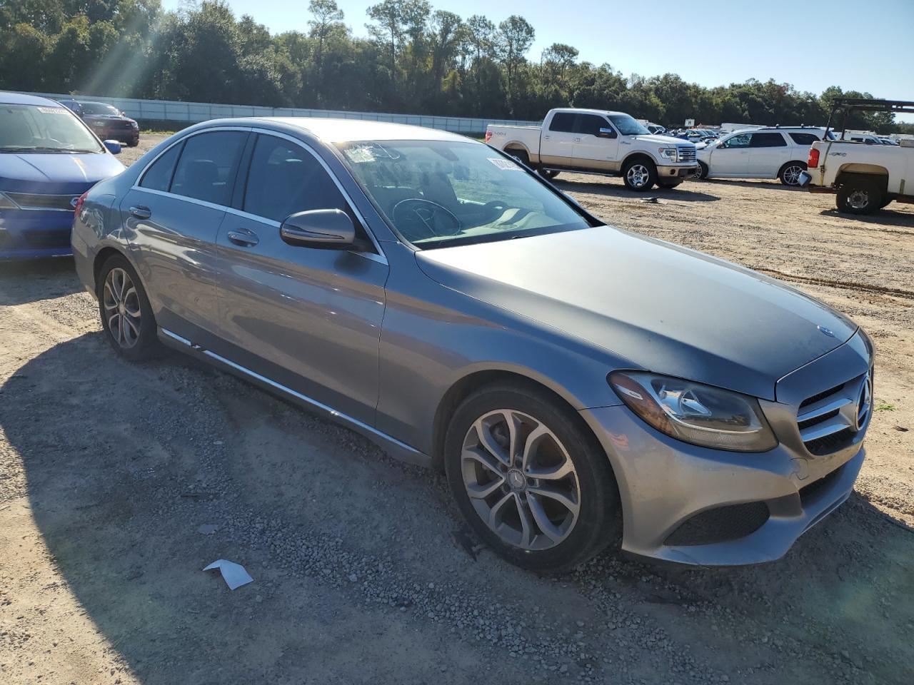 2016 Mercedes-Benz C-Class, 300