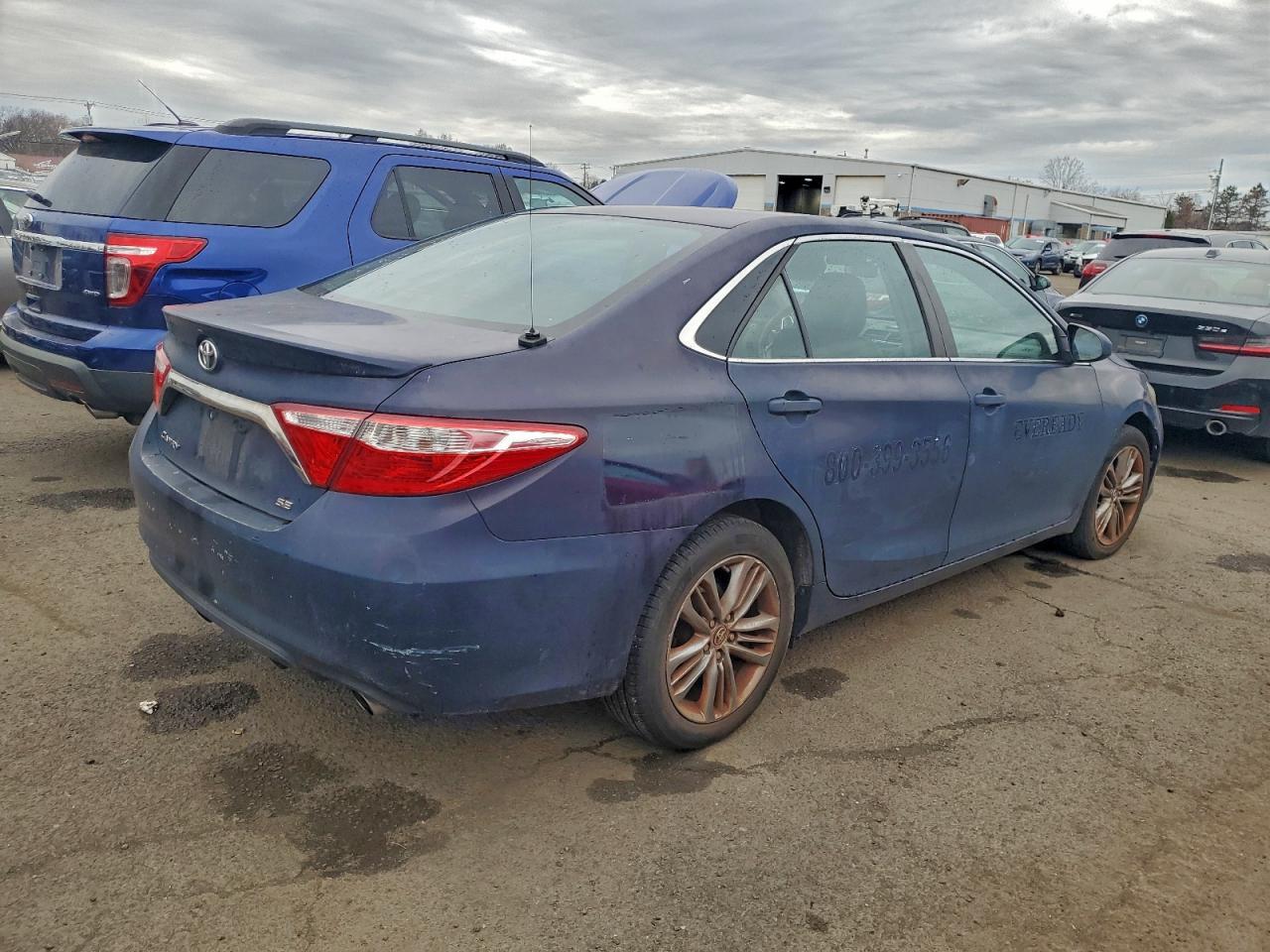 2016 Toyota Camry, LE