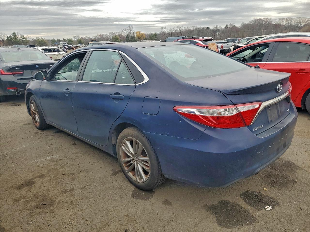 2016 Toyota Camry, LE