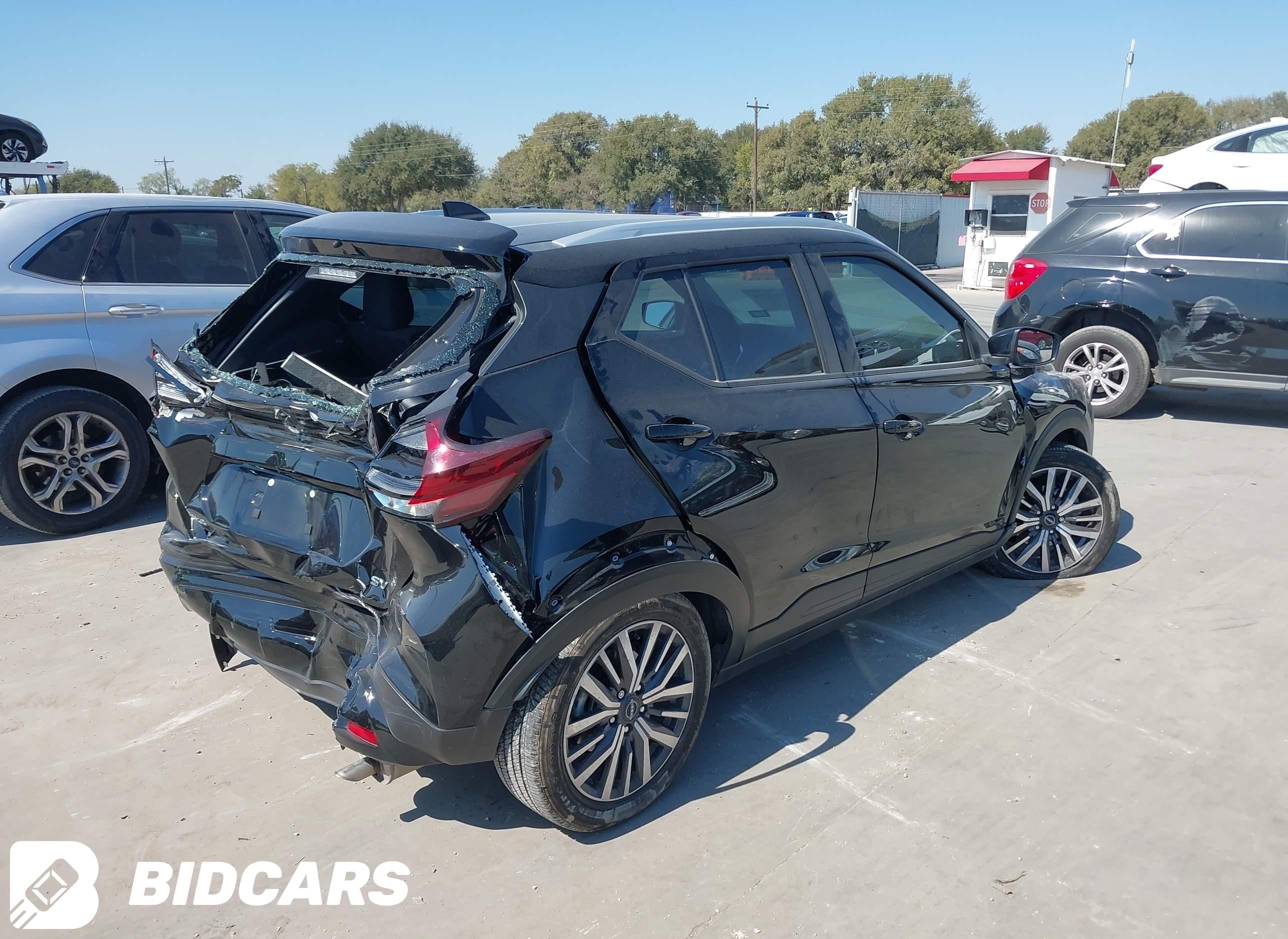 2024 Nissan Kicks, Sv Xtronic...