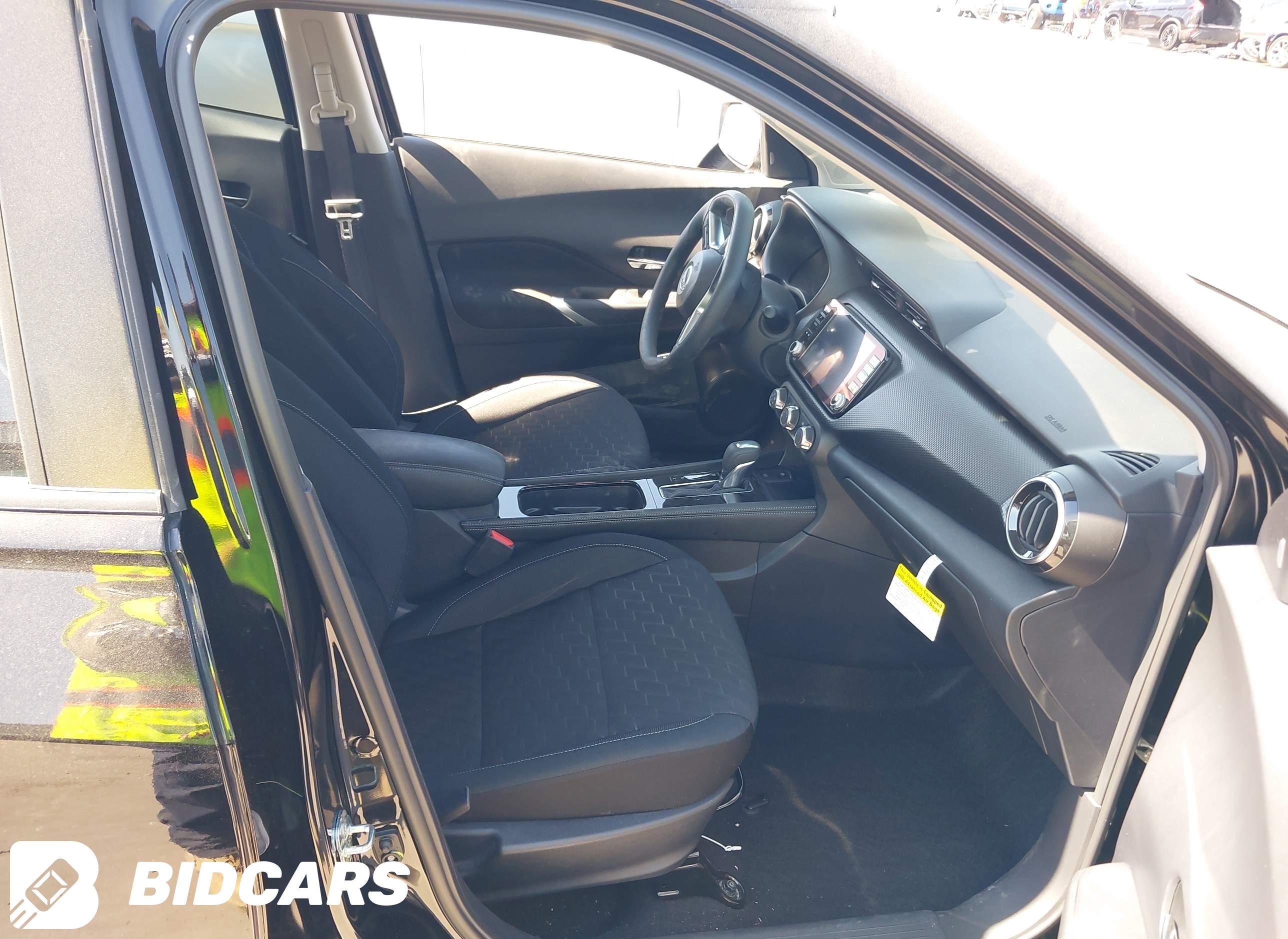 2024 Nissan Kicks, Sv Xtronic...