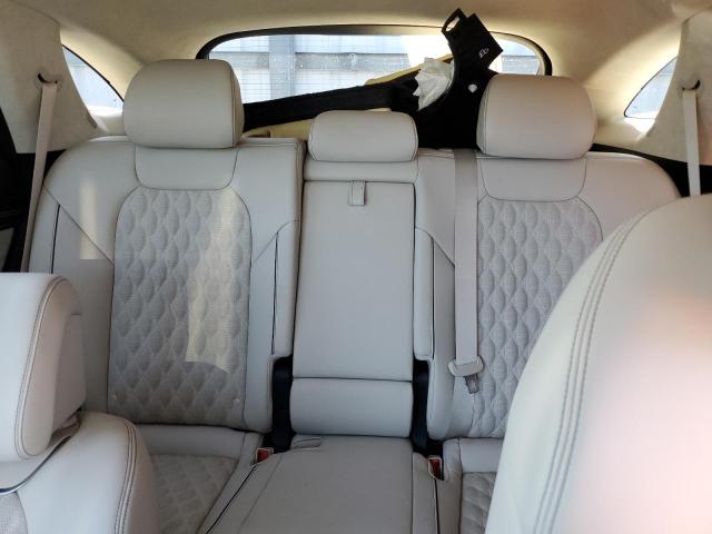 GENESIS GV70  , 2023