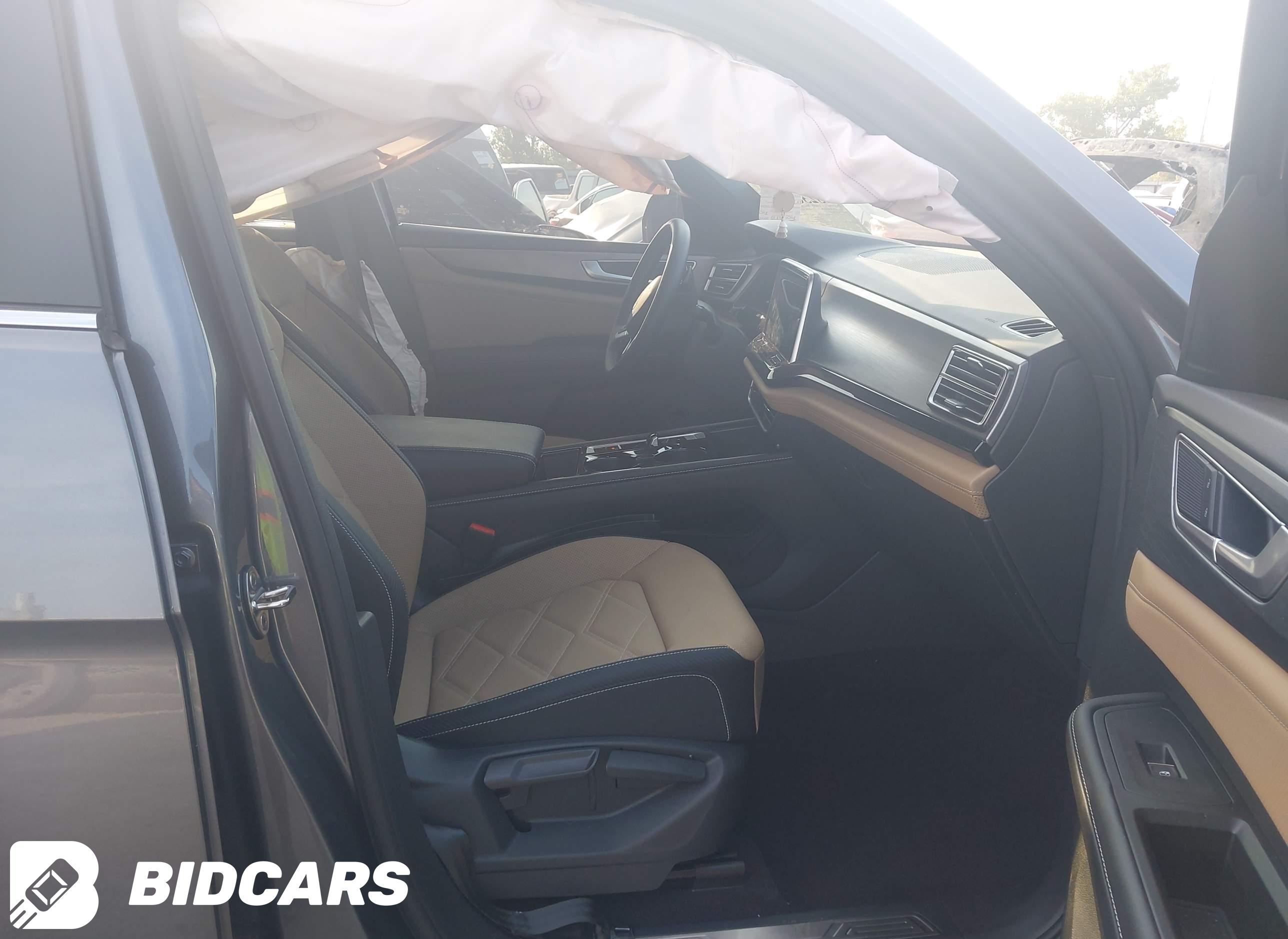 2024 Volkswagen Atlas, Cross...