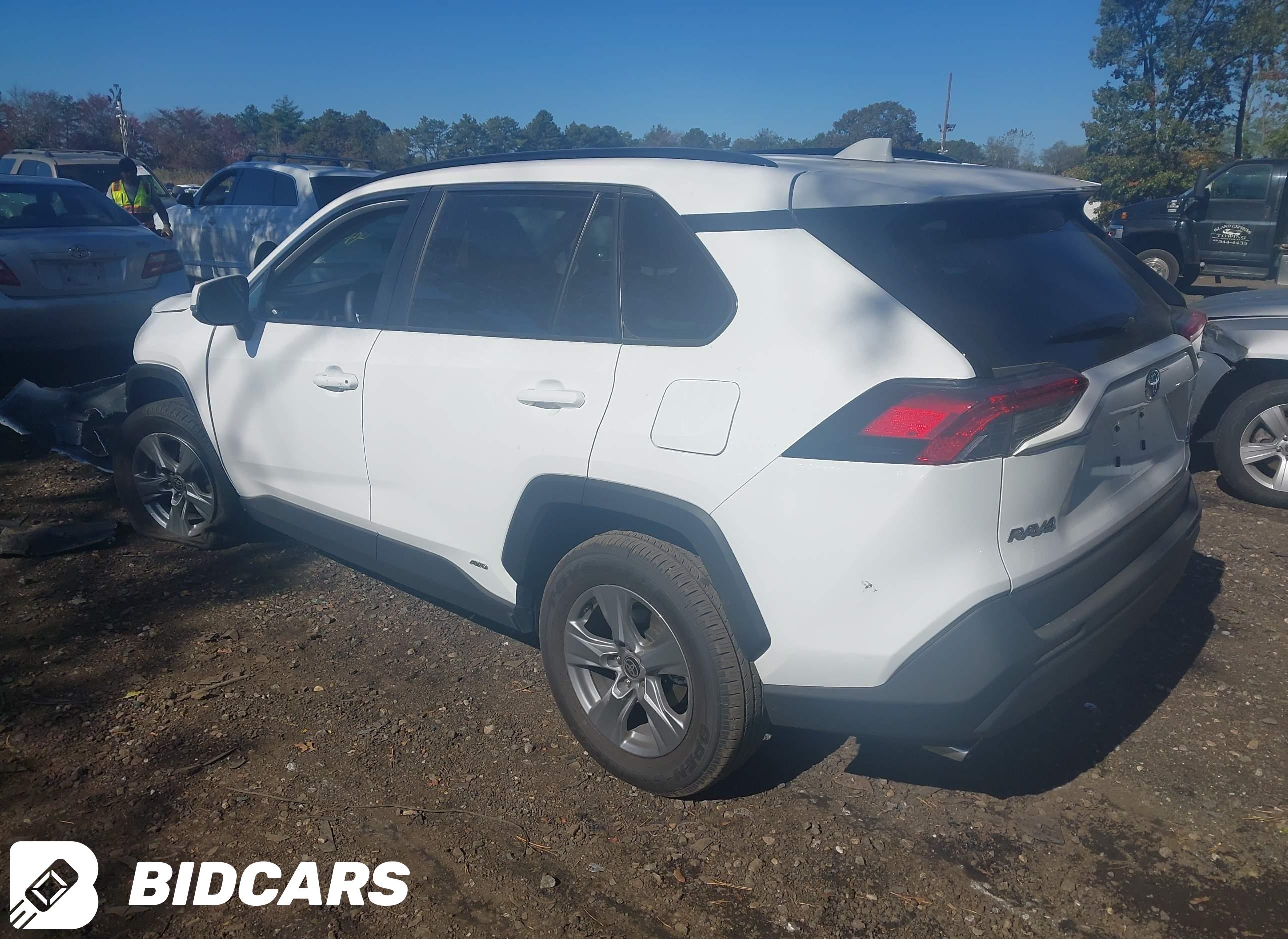 2025 Toyota RAV4, Hybrid Xle