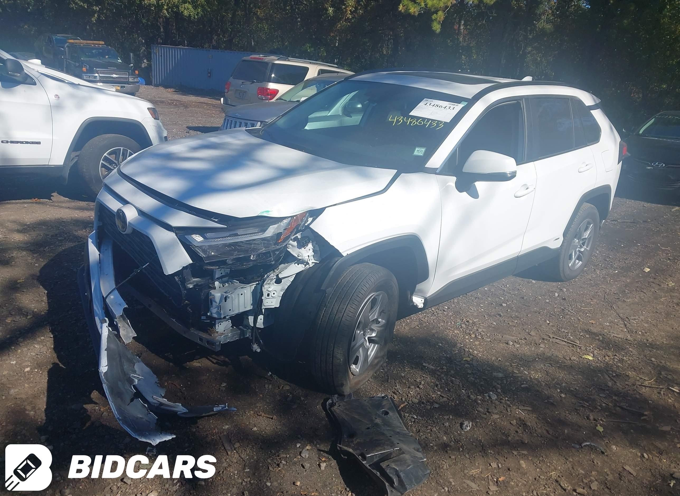 2025 Toyota RAV4, Hybrid Xle