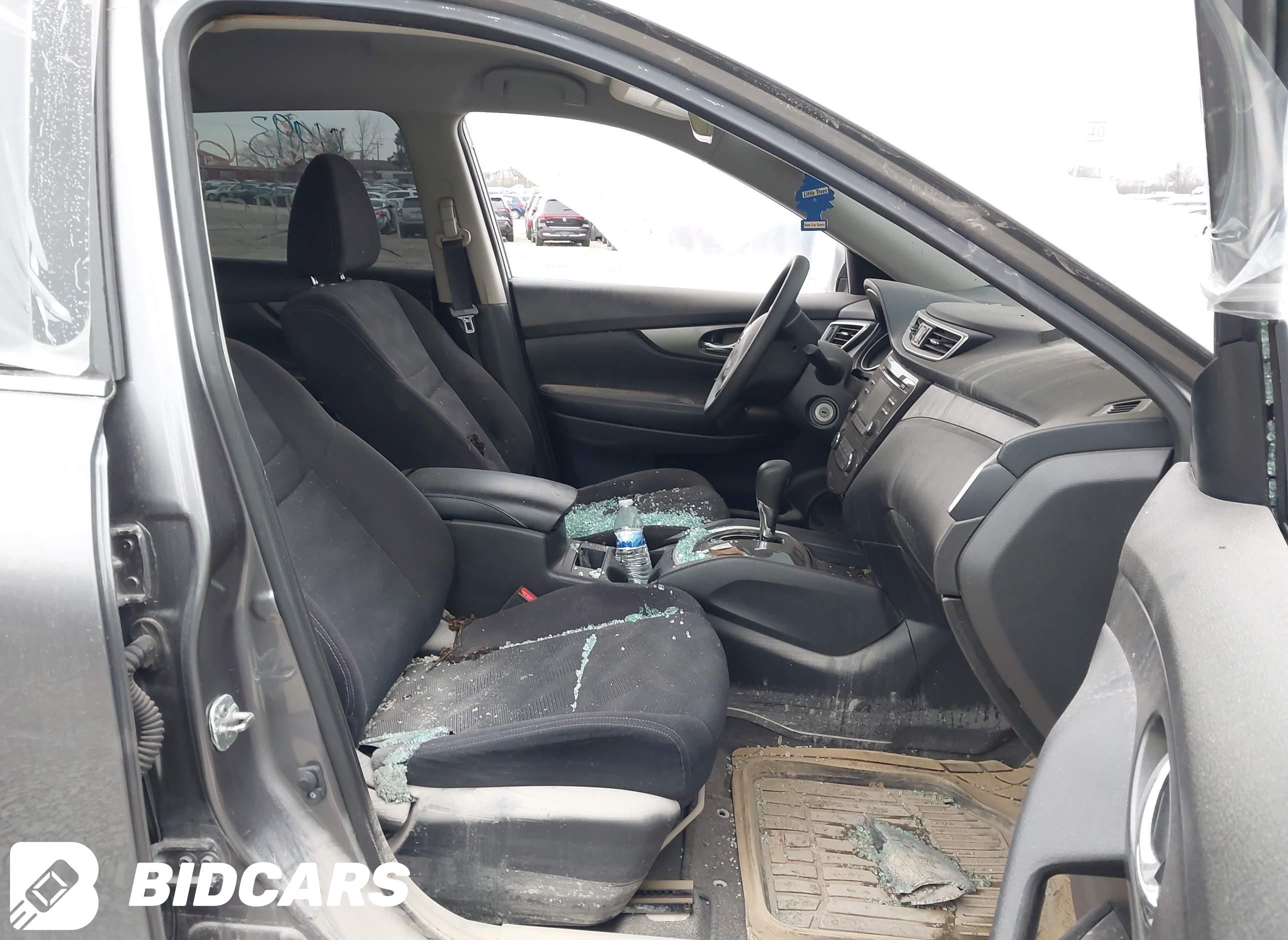 2016 Nissan Rogue, S