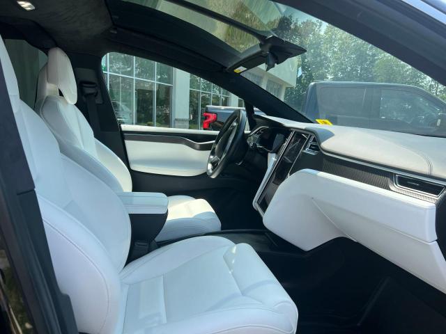 TESLA MODEL X , 2017