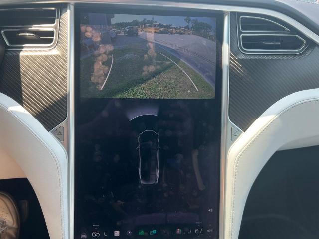 TESLA MODEL X , 2017