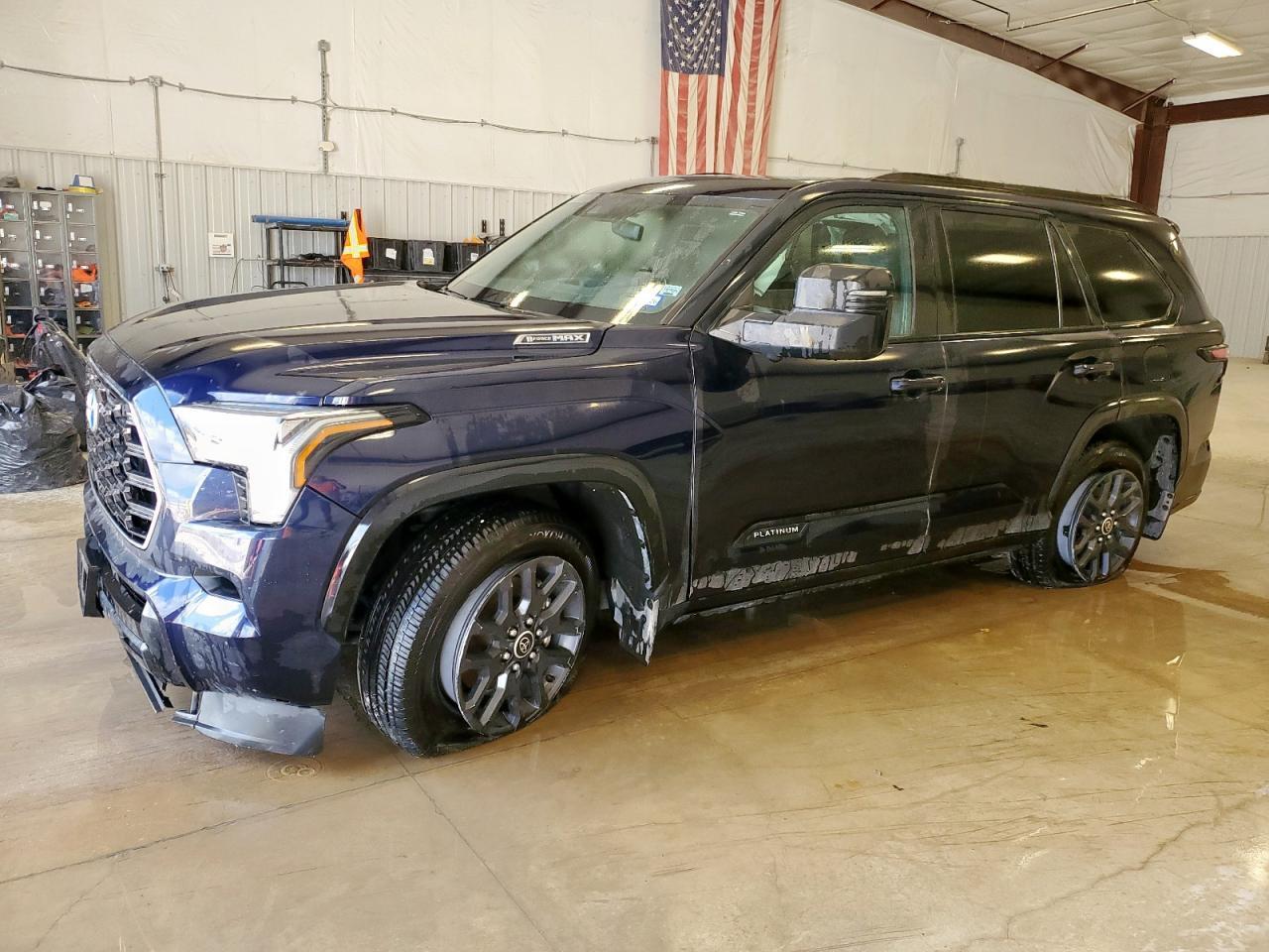 2023 Toyota Sequoia, SR5