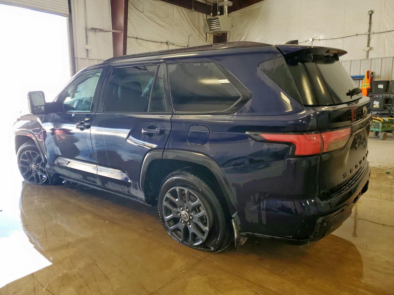 2023 Toyota Sequoia, SR5