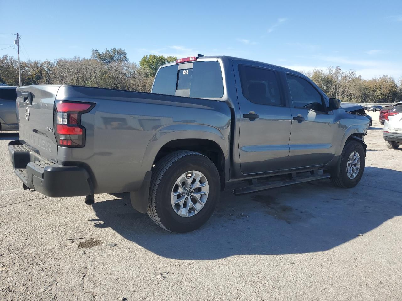 2025 Nissan Frontier, S